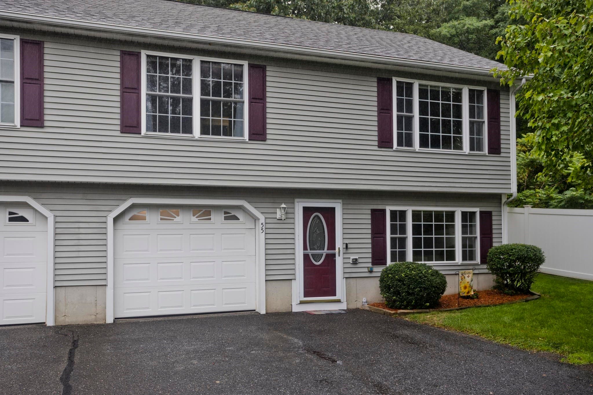 55 Pinecrest Drive # 55, Chicopee MA 01020