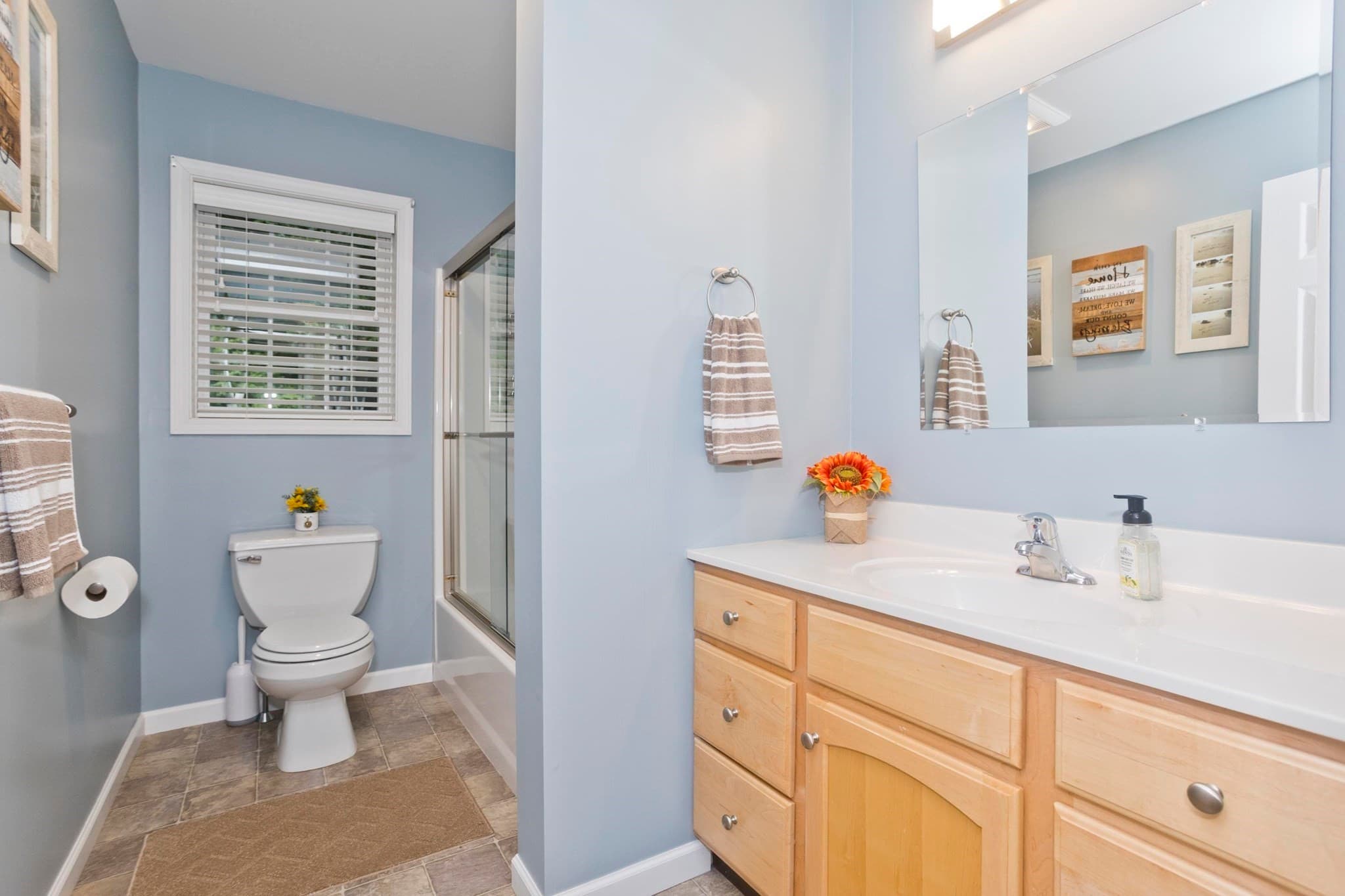 Condominium at 55 Pinecrest Drive # 55, Chicopee MA 01020, Chicopee, photo 24 of 38