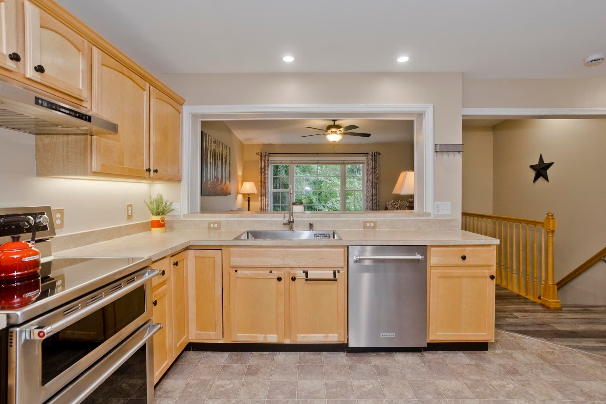 Condominium at 55 Pinecrest Drive # 55, Chicopee MA 01020, Chicopee, photo 10 of 38