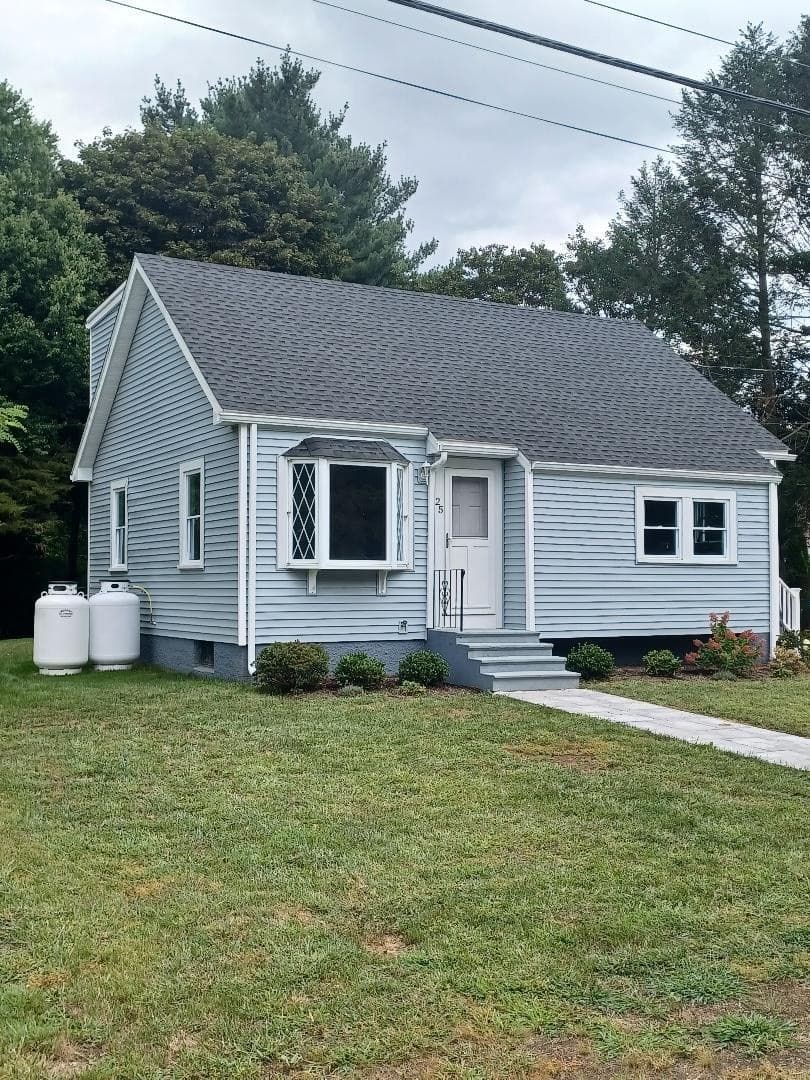 Single Family Residence at 25 Geordan Ave, Wrentham MA 02093, Wrentham, photo 3 of 32