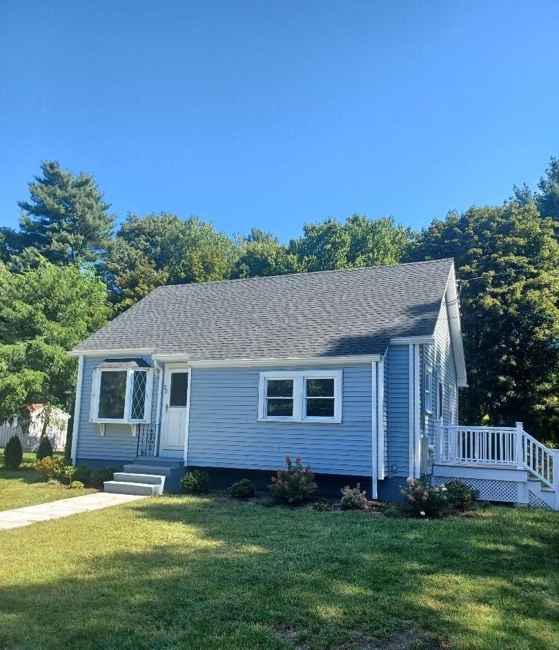 25 Geordan Ave, Wrentham MA 02093