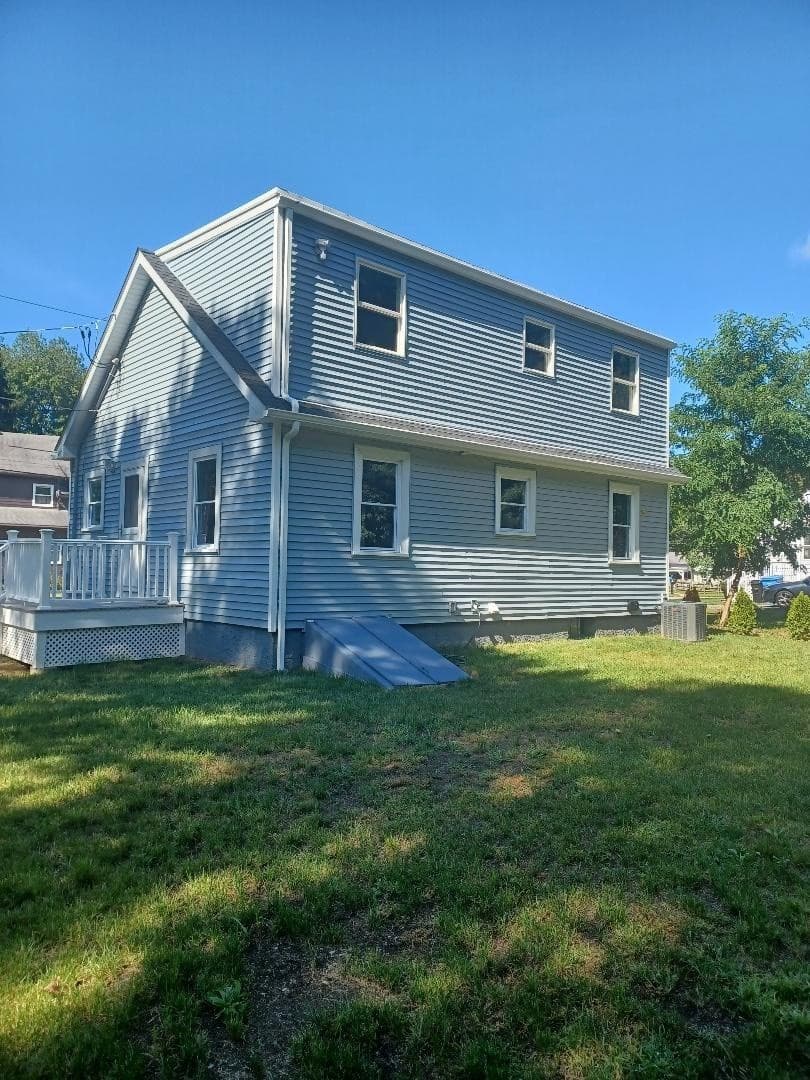 Single Family Residence at 25 Geordan Ave, Wrentham MA 02093, Wrentham, photo 5 of 32