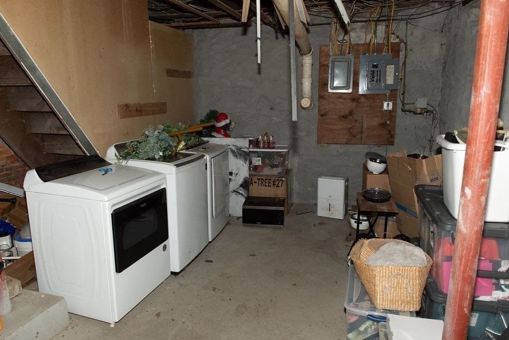 2 Family - 2 Units Up/Down at 248 Somerset Ave, Taunton MA 02780, Taunton, photo 33 of 36