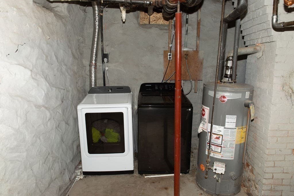 2 Family - 2 Units Up/Down at 248 Somerset Ave, Taunton MA 02780, Taunton, photo 35 of 36