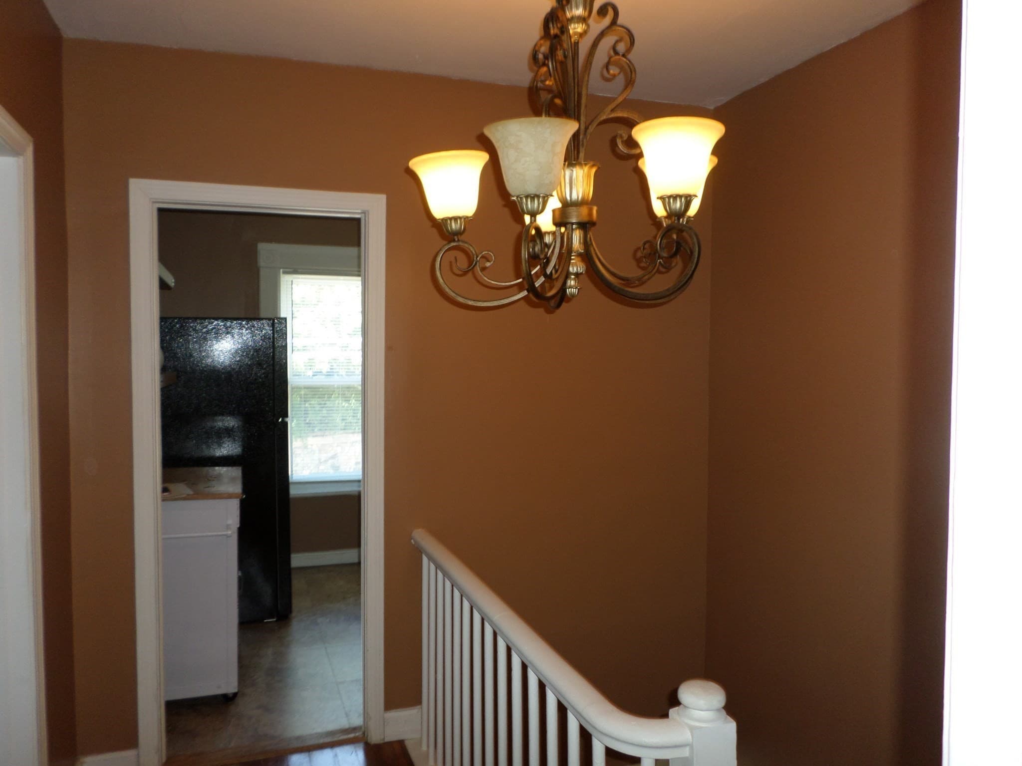 Single Family Residence at 406 Lincoln Ave, Saugus MA 01906, Saugus, photo 7 of 23