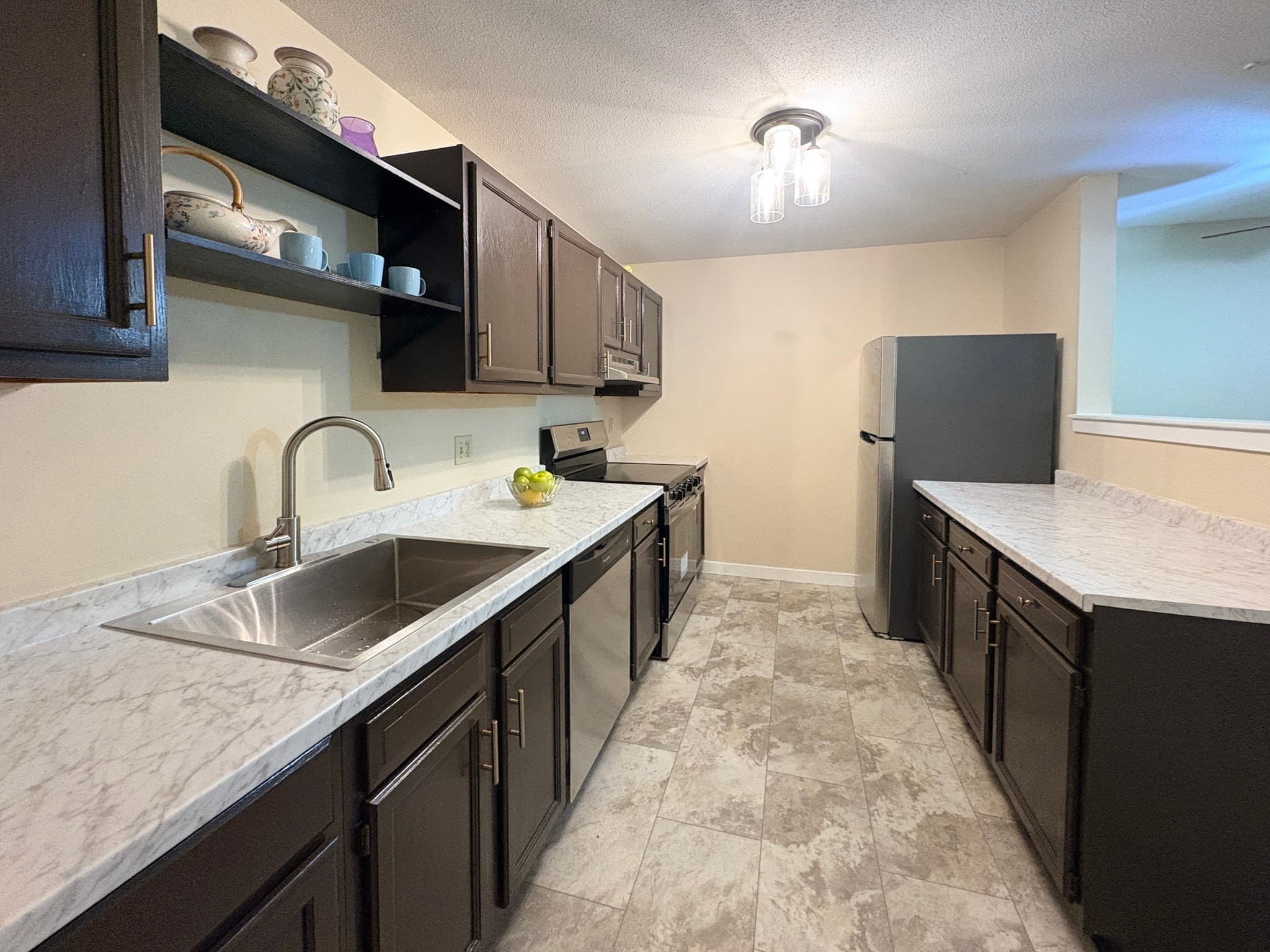 Condominium at 44 Evergreen Rd # 202, Northampton MA 01053, Northampton, photo 11 of 32