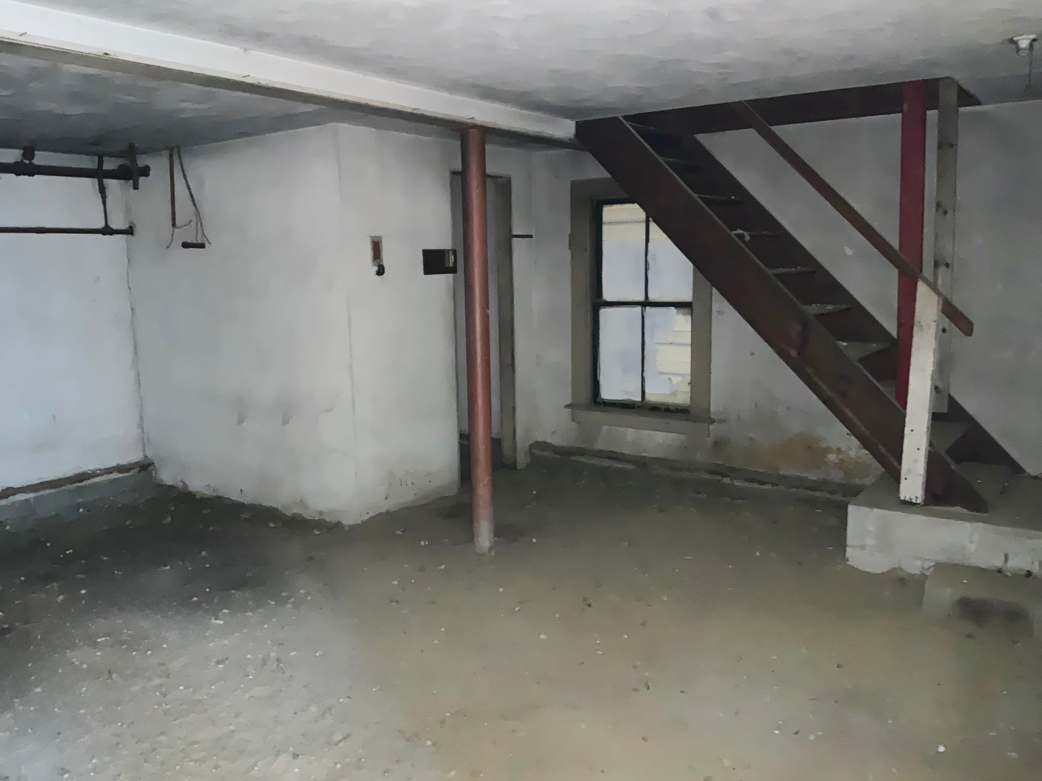 Residential at 14 Pleasant St, Ware MA 01082, photo 16 of 19