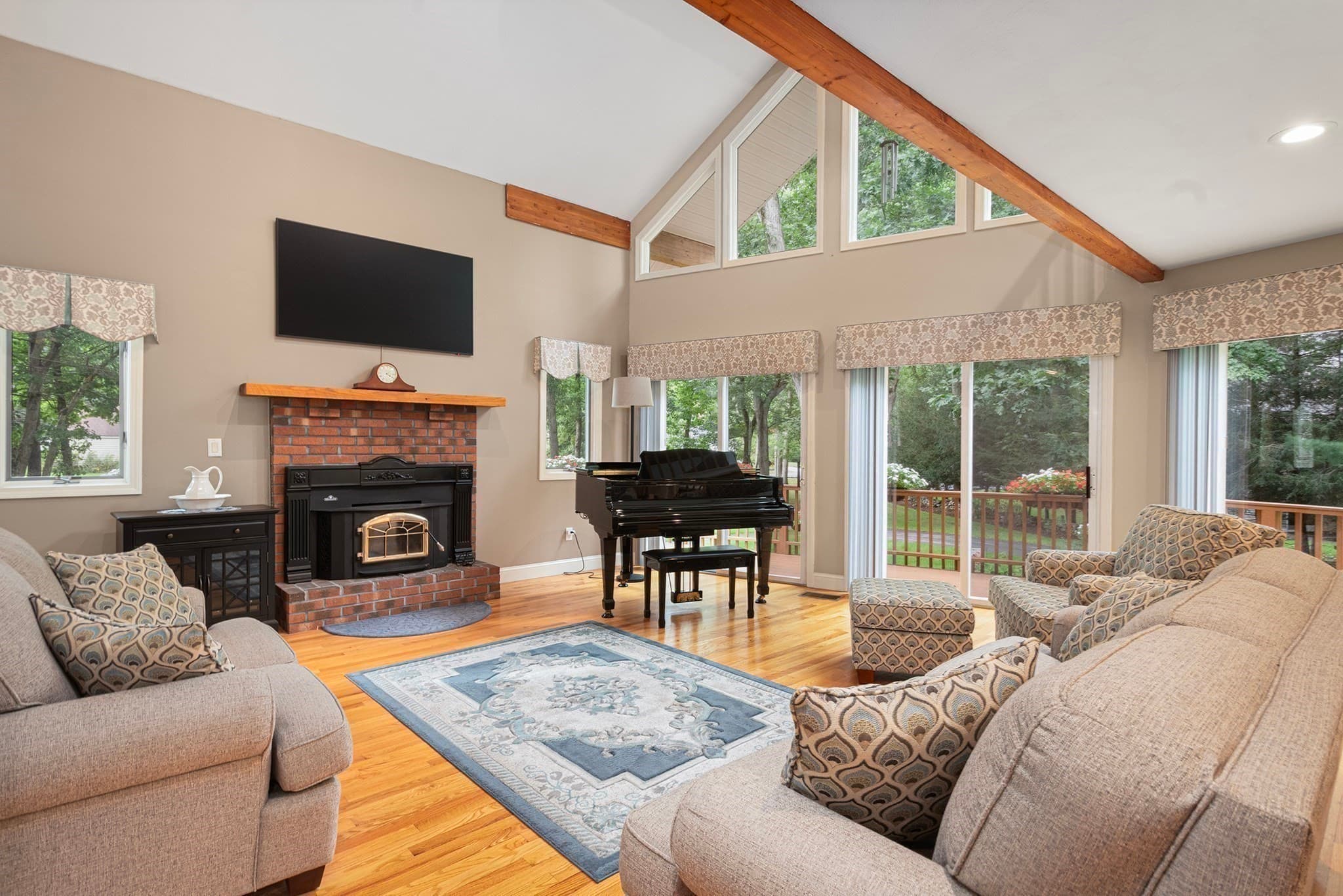 Single Family Residence at 121 Walker St, Seekonk MA 02771, Seekonk, photo 7 of 38