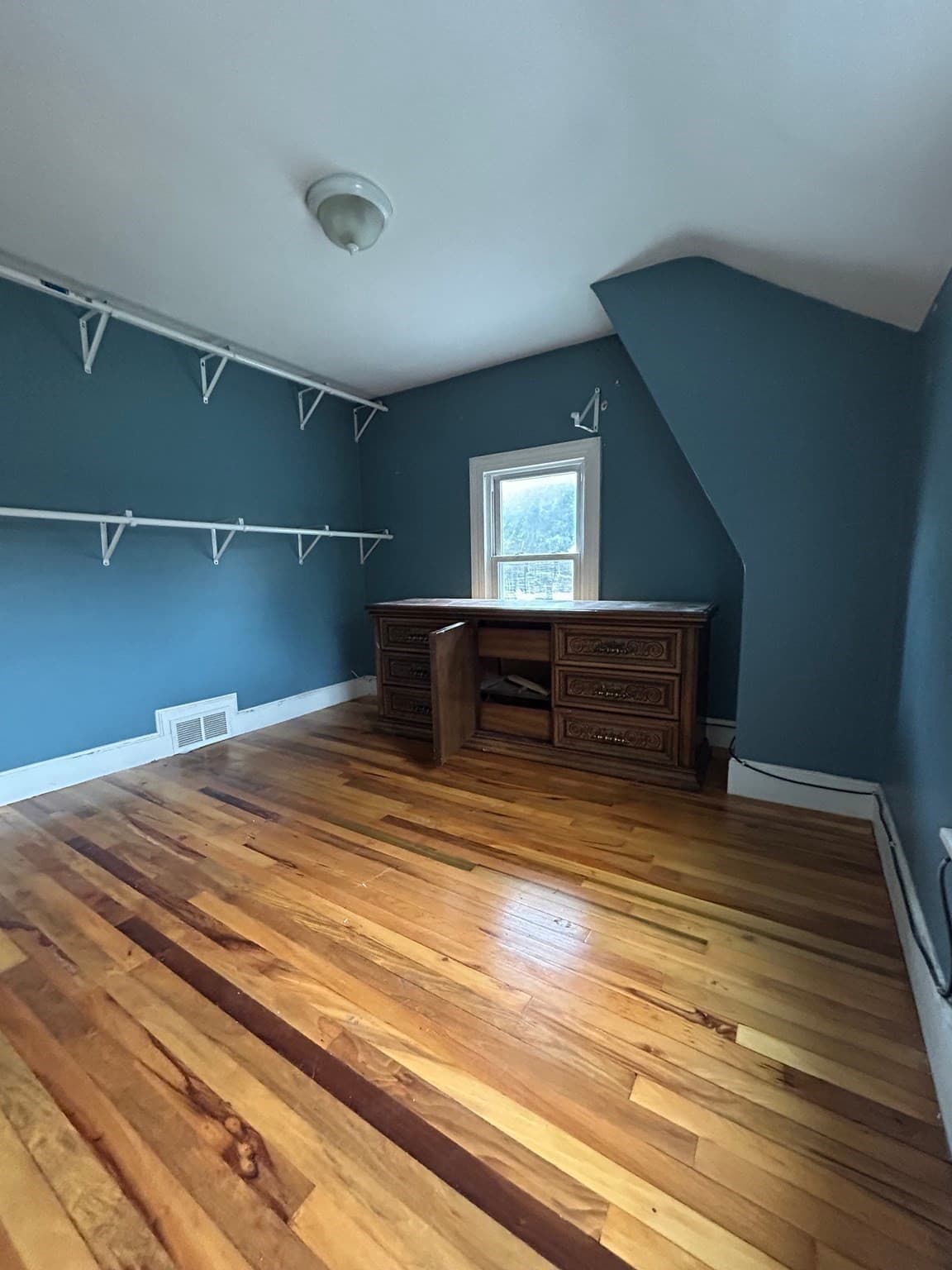 Single Family Residence at 27 Hilltop St, West Springfield MA 01089, West Springfield, photo 15 of 22