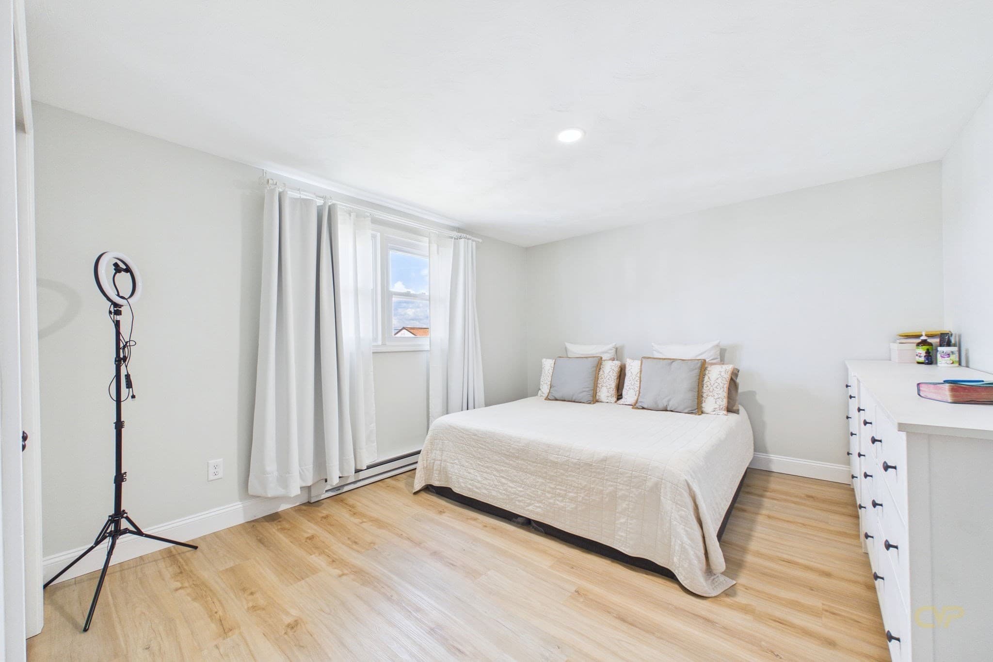 Single Family Residence at 57 Stowe St, Fall River MA 02720, Fall River, photo 14 of 27
