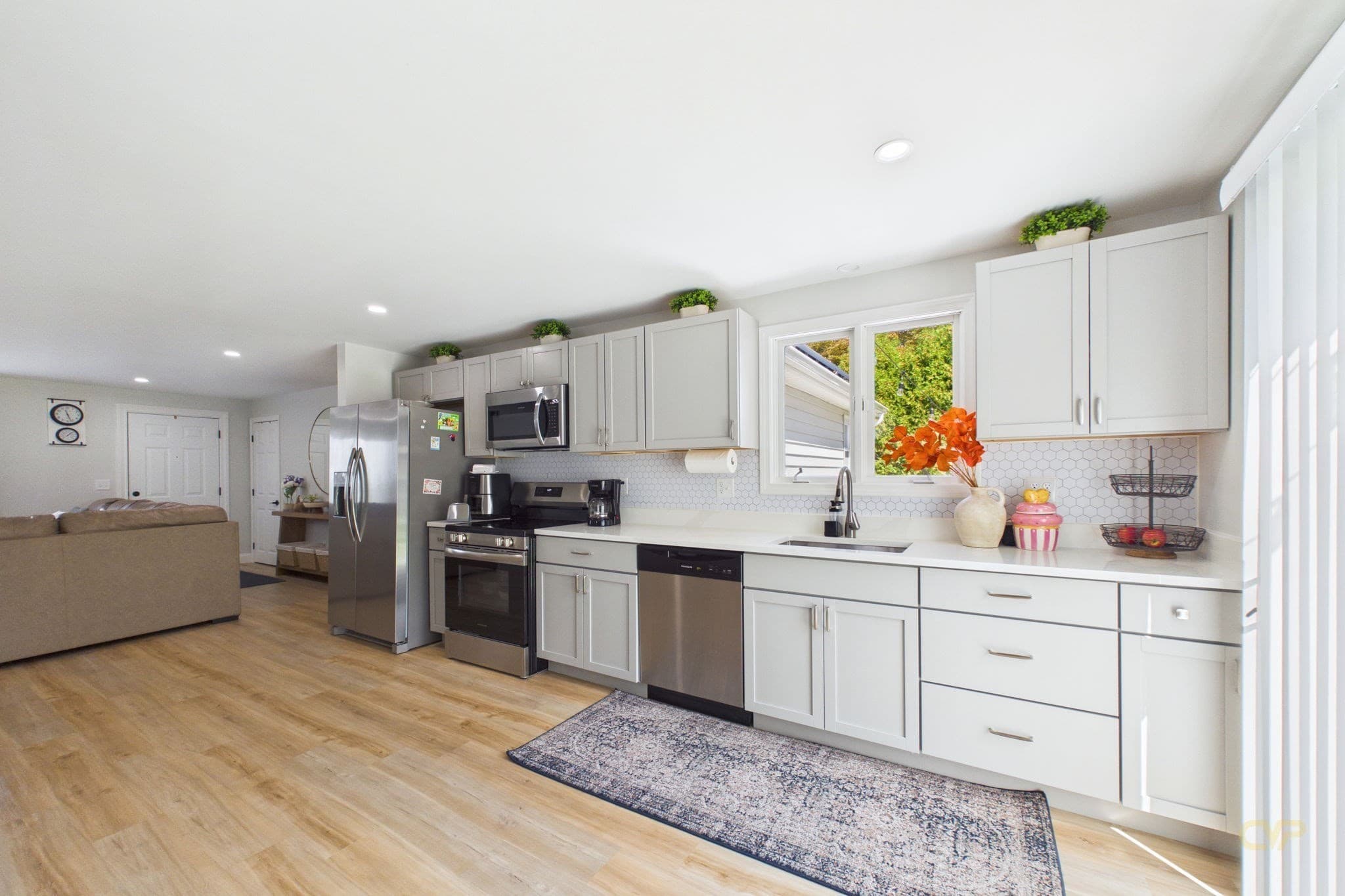 Single Family Residence at 57 Stowe St, Fall River MA 02720, Fall River, photo 11 of 27