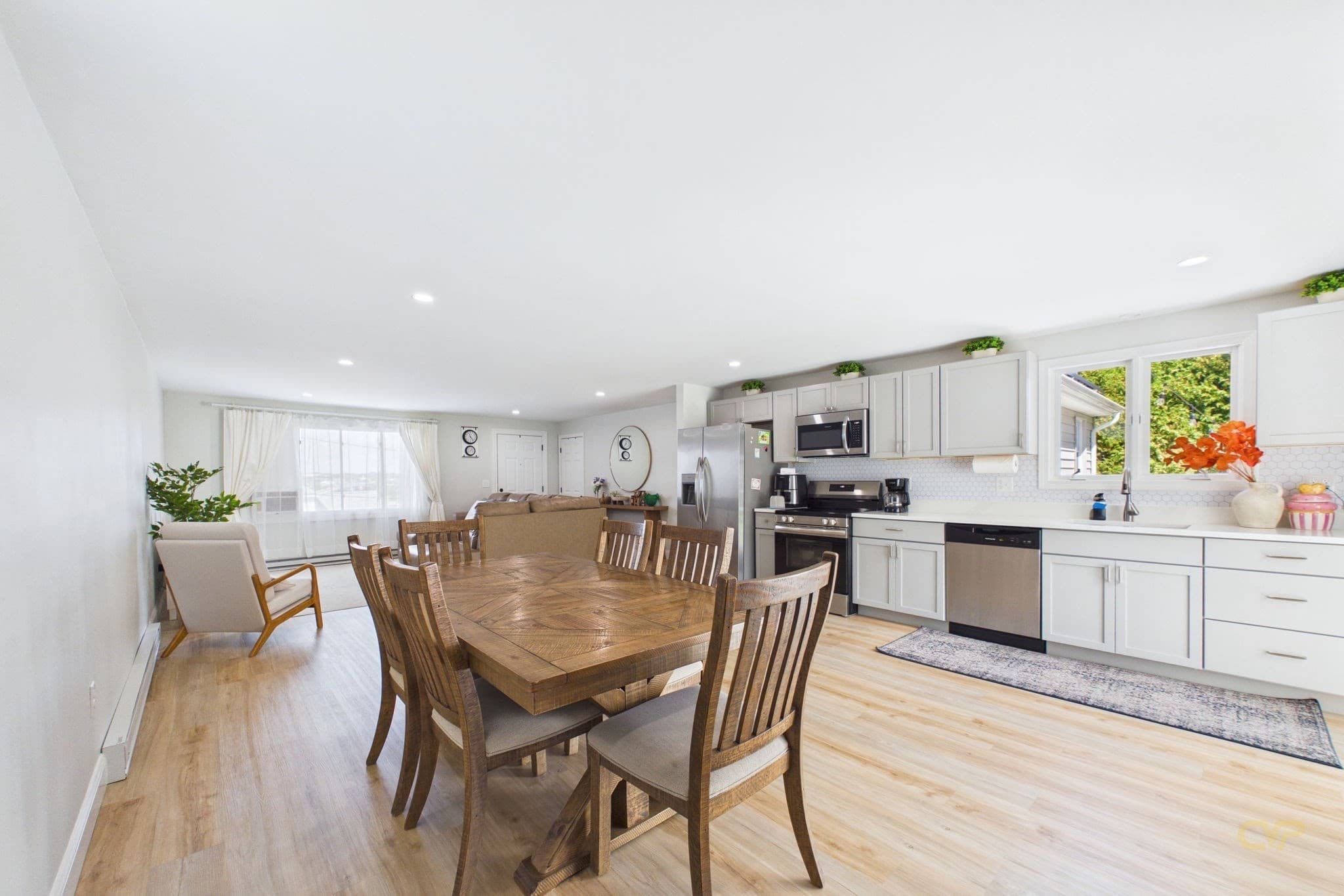 Single Family Residence at 57 Stowe St, Fall River MA 02720, Fall River, photo 8 of 27