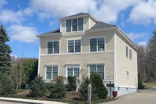 297 Providence Rd # 2, Grafton MA 01560