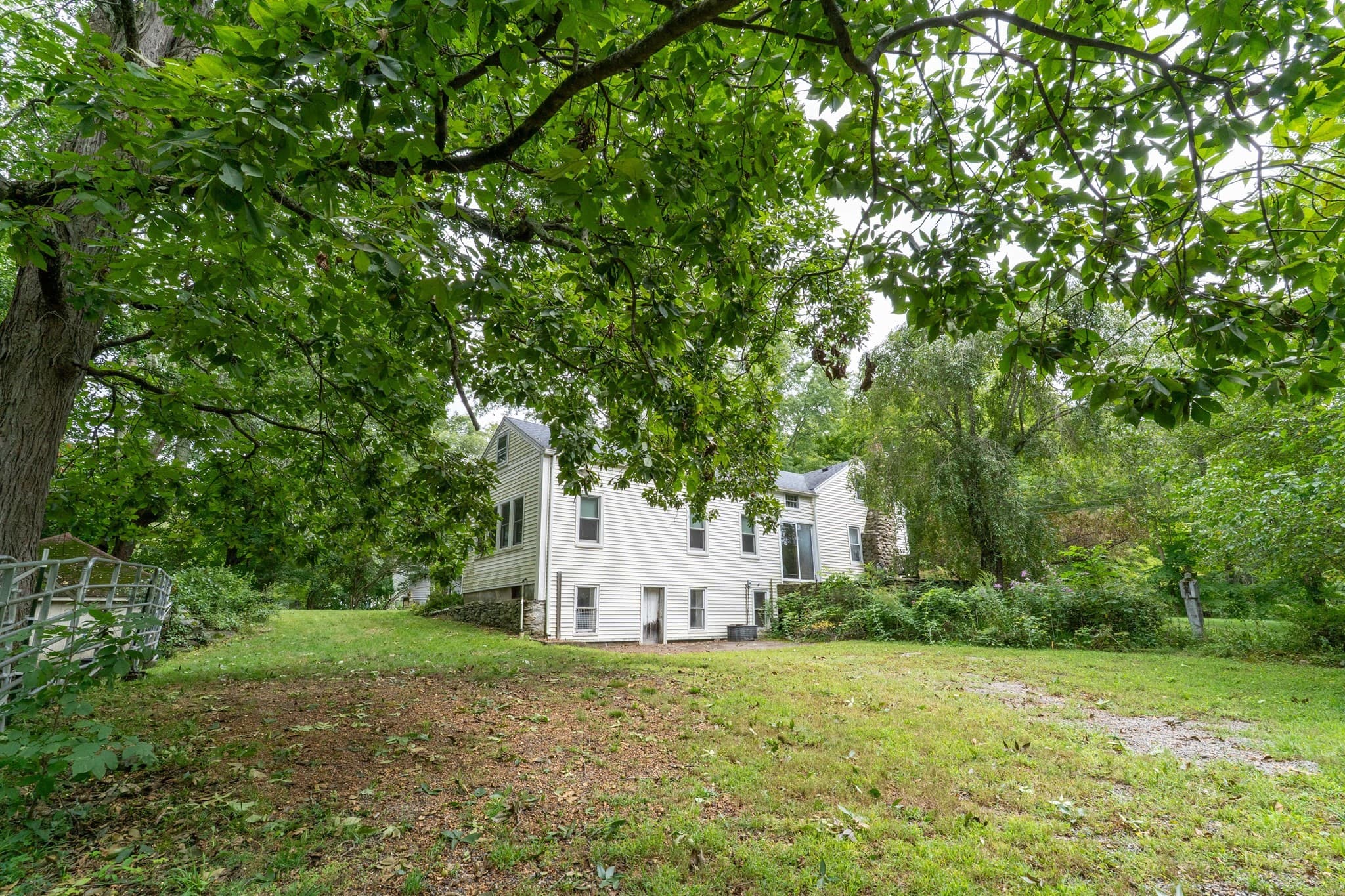 Single Family Residence at 7 Huguenot Rd, Oxford MA 01540, Oxford, photo 15 of 36