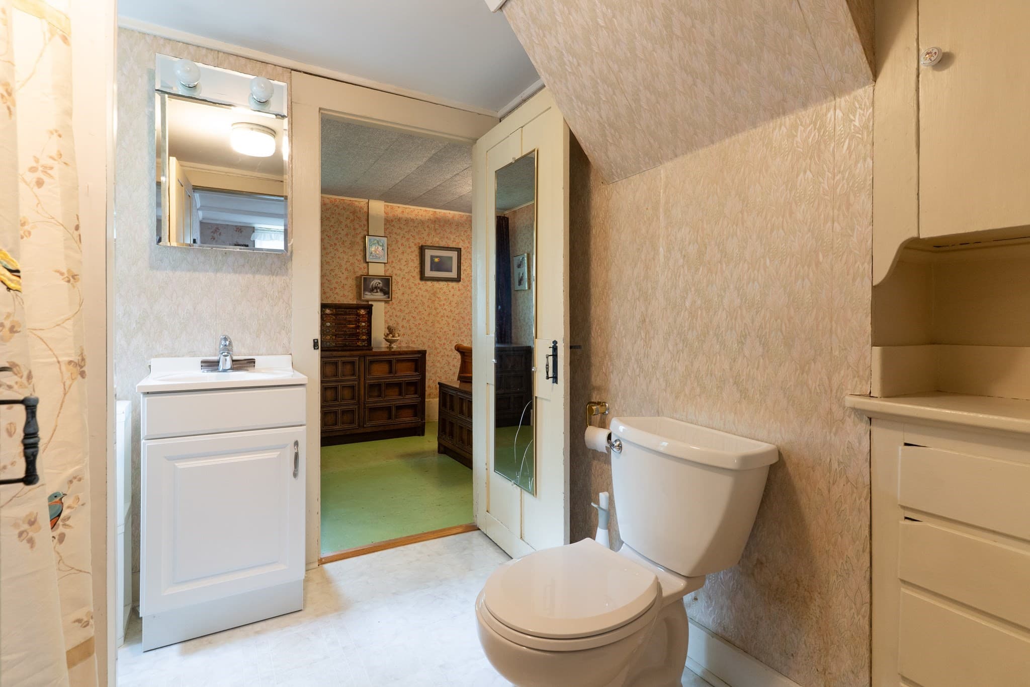 Single Family Residence at 7 Huguenot Rd, Oxford MA 01540, Oxford, photo 25 of 36