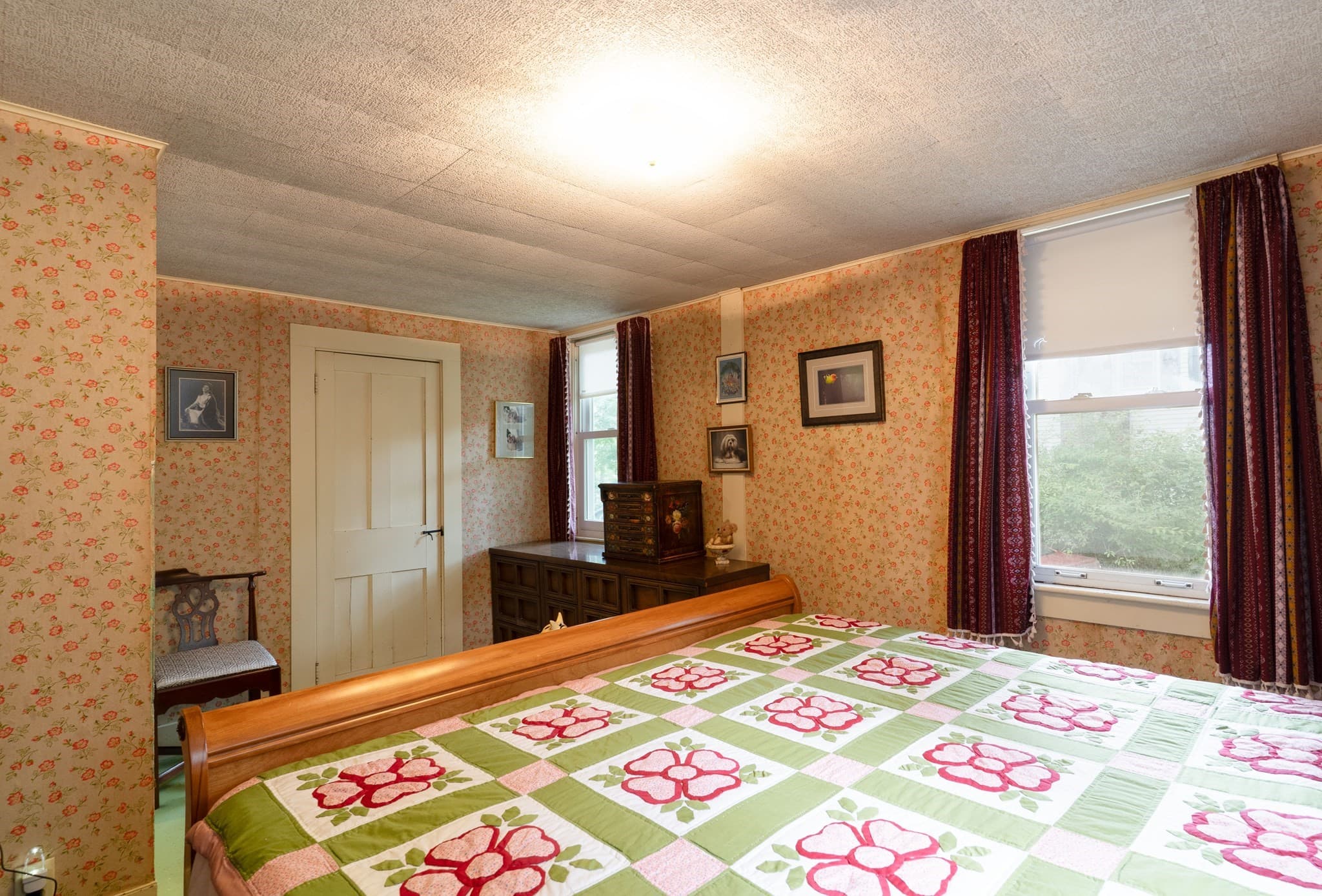 Single Family Residence at 7 Huguenot Rd, Oxford MA 01540, Oxford, photo 21 of 36