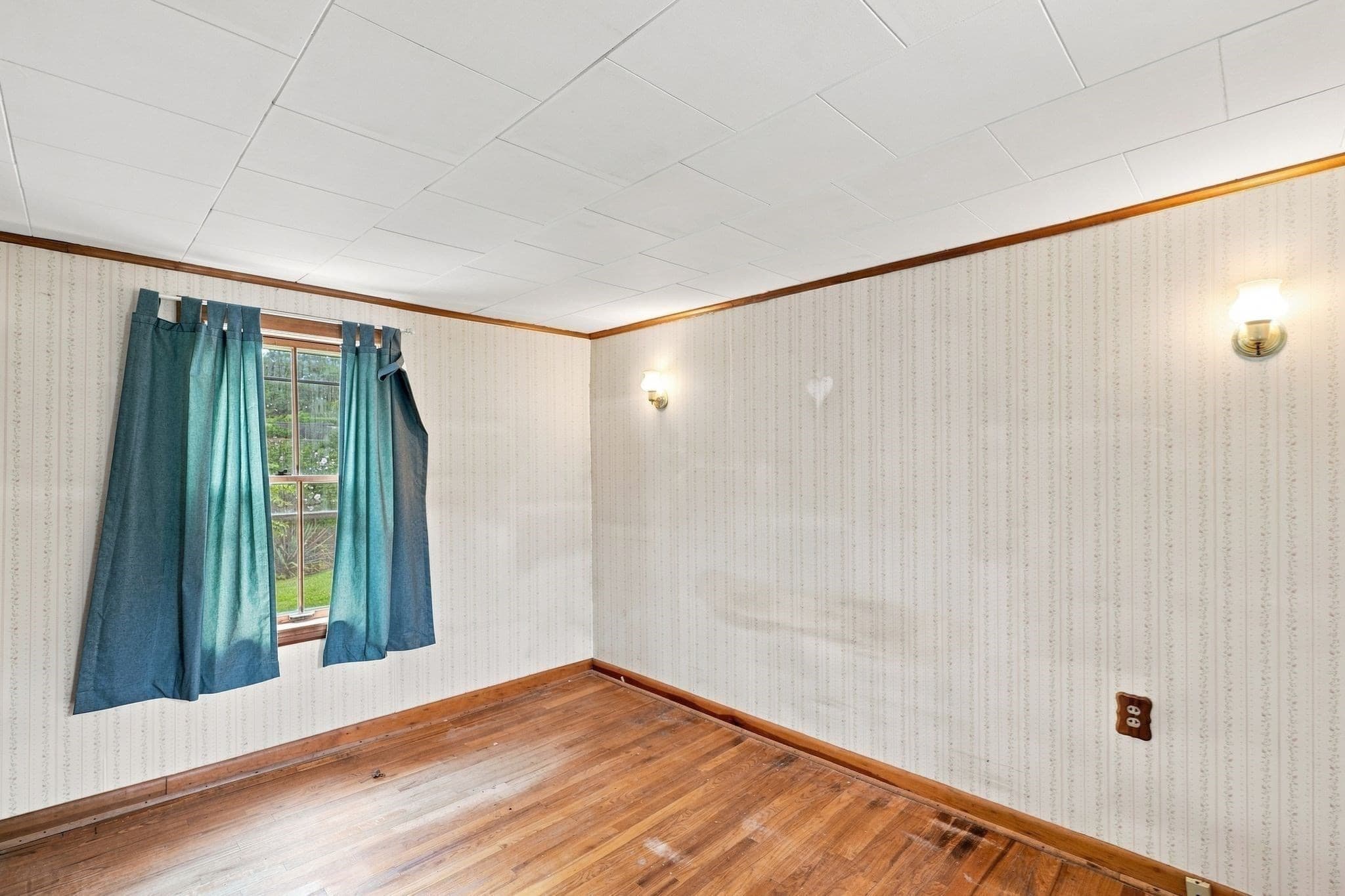 Single Family Residence at 128 River St, Hudson MA 01749, Hudson, photo 13 of 28