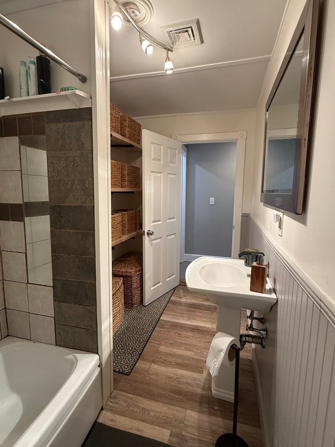Single Family Residence at 52 Chipaway Rd, Freetown MA 02717, Freetown, photo 18 of 29