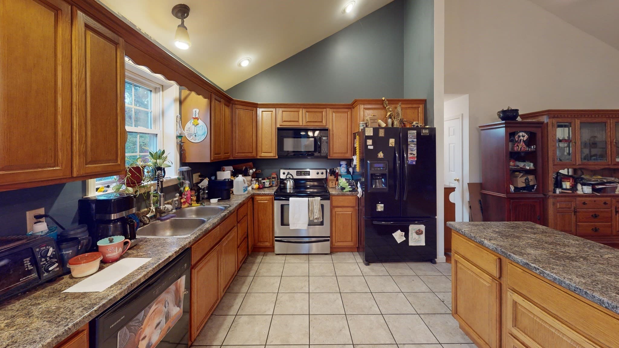 Single Family Residence at 214 Tom Swamp Rd, Athol MA 01331, photo 5 of 29
