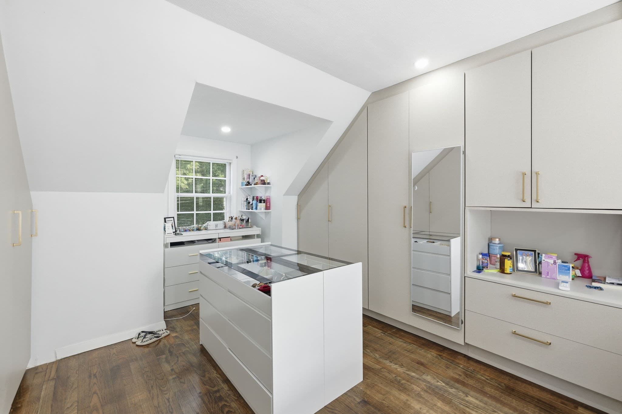 Single Family Residence at 100 Farm St, Bellingham MA 02019, Bellingham, photo 20 of 42