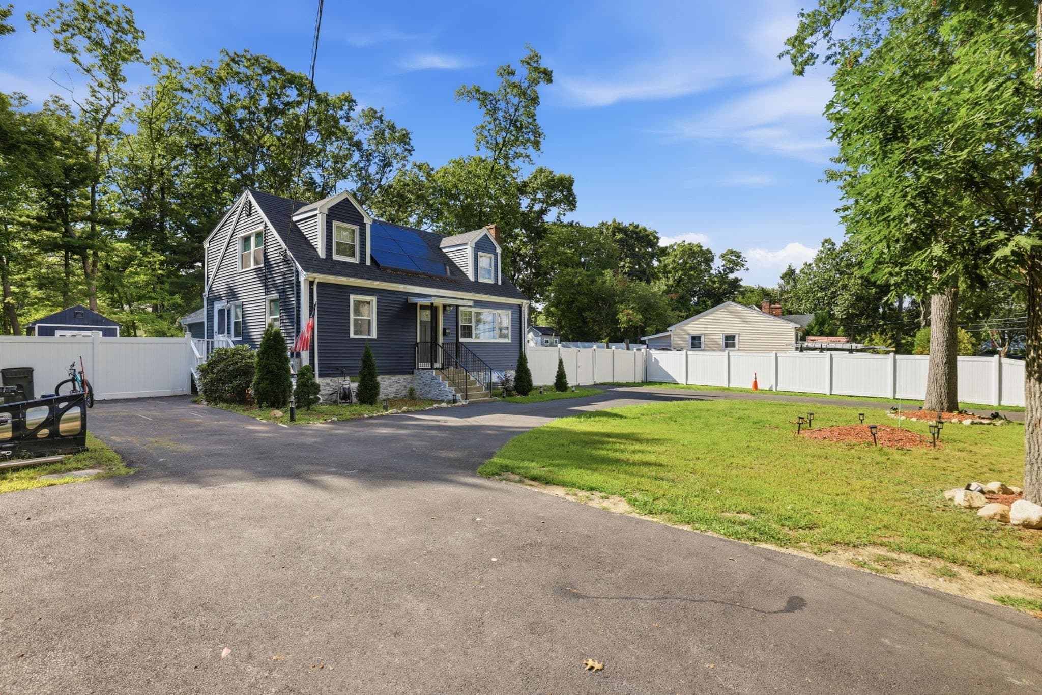 Single Family Residence at 100 Farm St, Bellingham MA 02019, Bellingham, photo 33 of 42