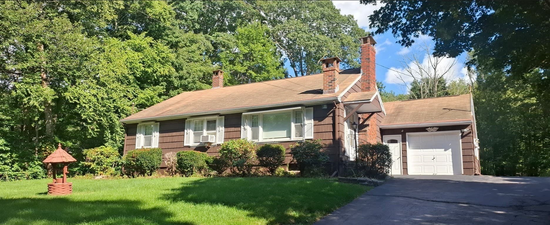 128 Sutton Road, Webster MA 01570