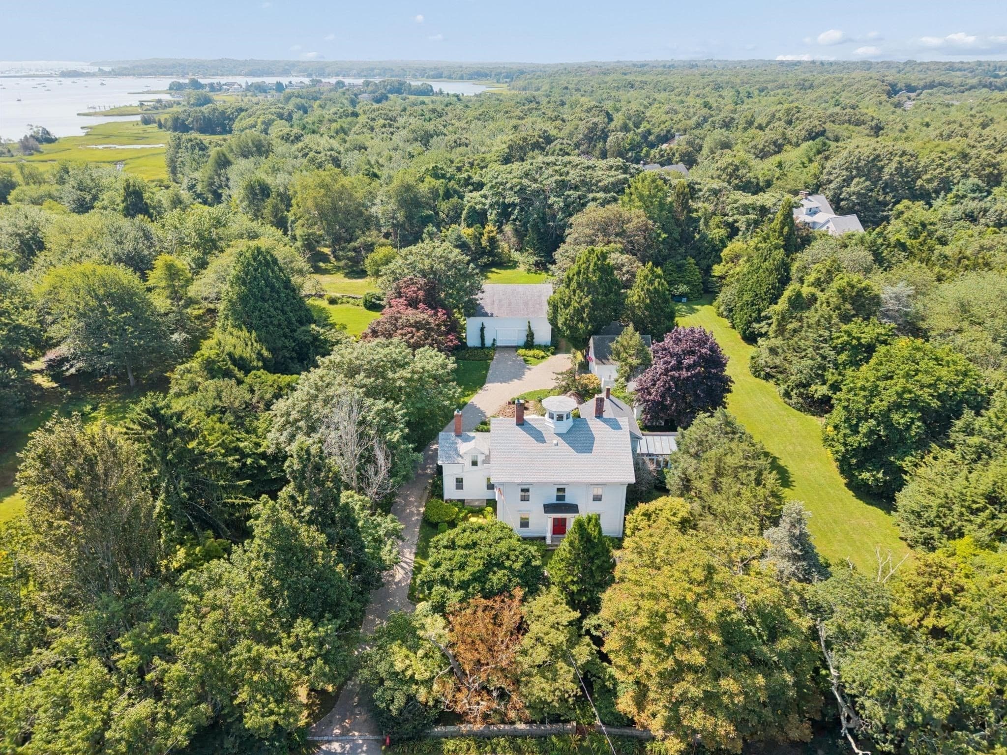 288 Russells Mills Rd, Dartmouth MA 02748