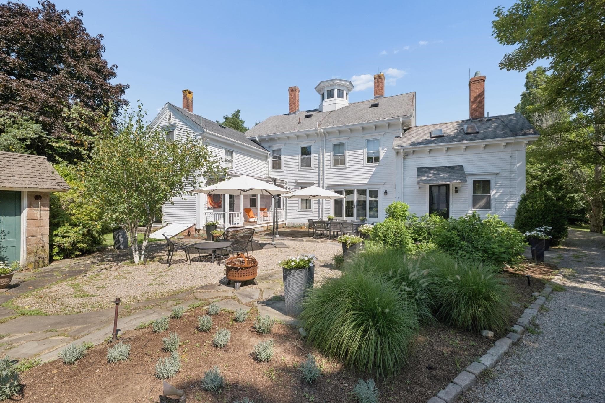 Single Family Residence at 288 Russells Mills Rd, Dartmouth MA 02748, Dartmouth, photo 4 of 37