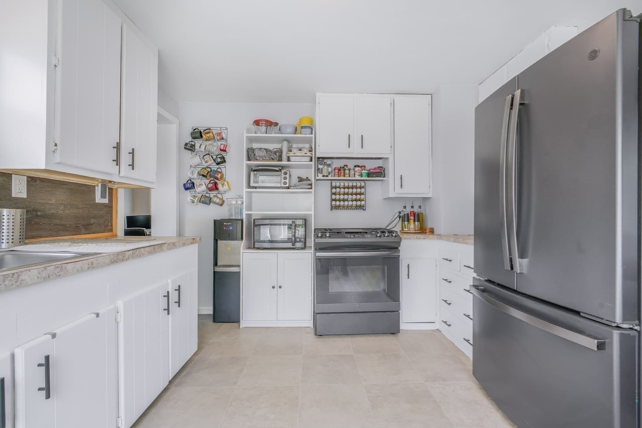 Single Family Residence at 1894 Fall River Avenue, Seekonk MA 02771, Seekonk, photo 10 of 38
