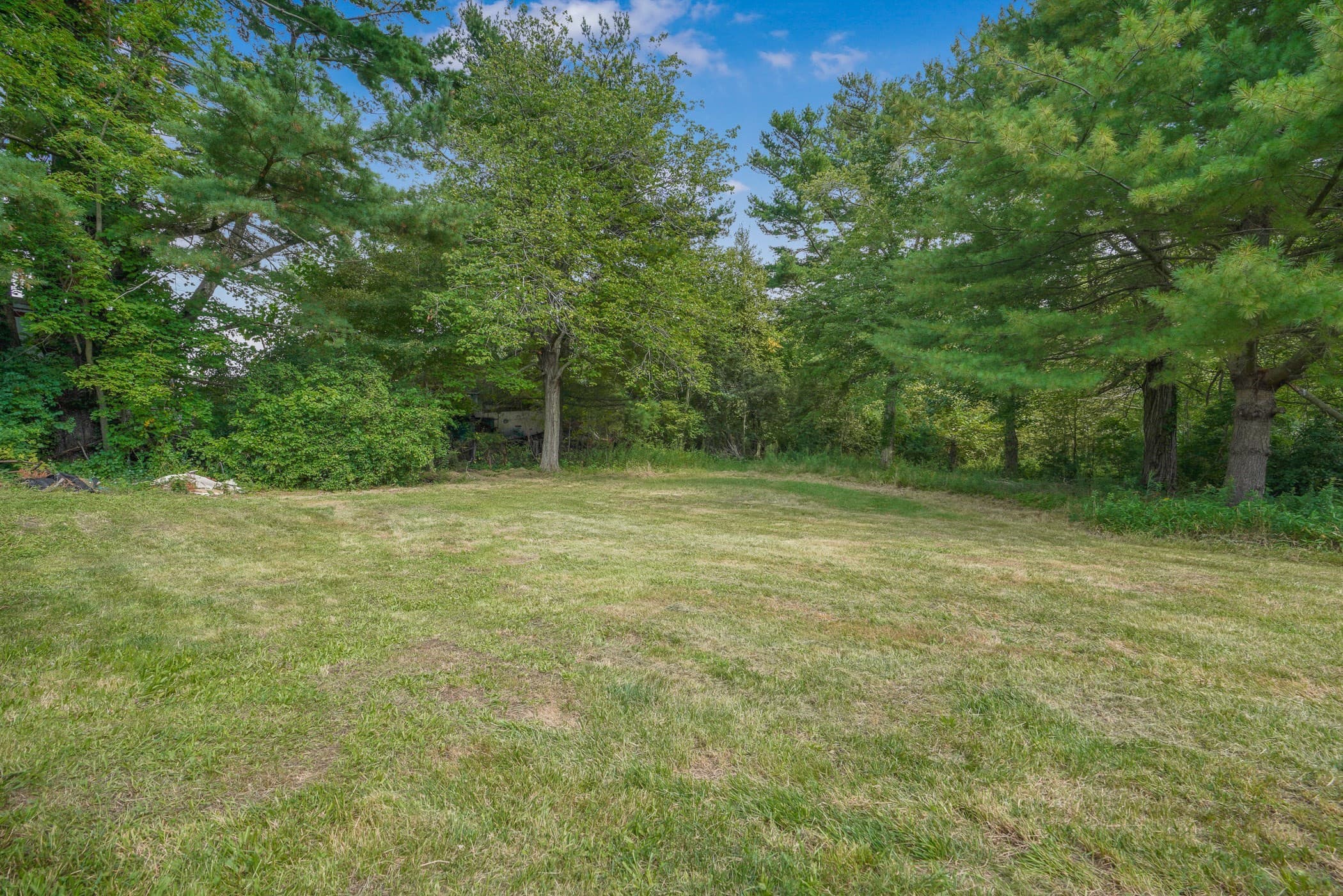 Single Family Residence at 1894 Fall River Avenue, Seekonk MA 02771, Seekonk, photo 33 of 38