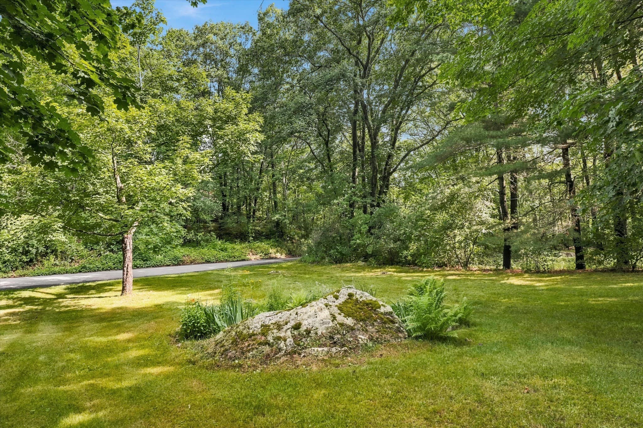 Single Family Residence at 17 Spring Hill Rd, Newbury MA 01922, Newbury, photo 2 of 42