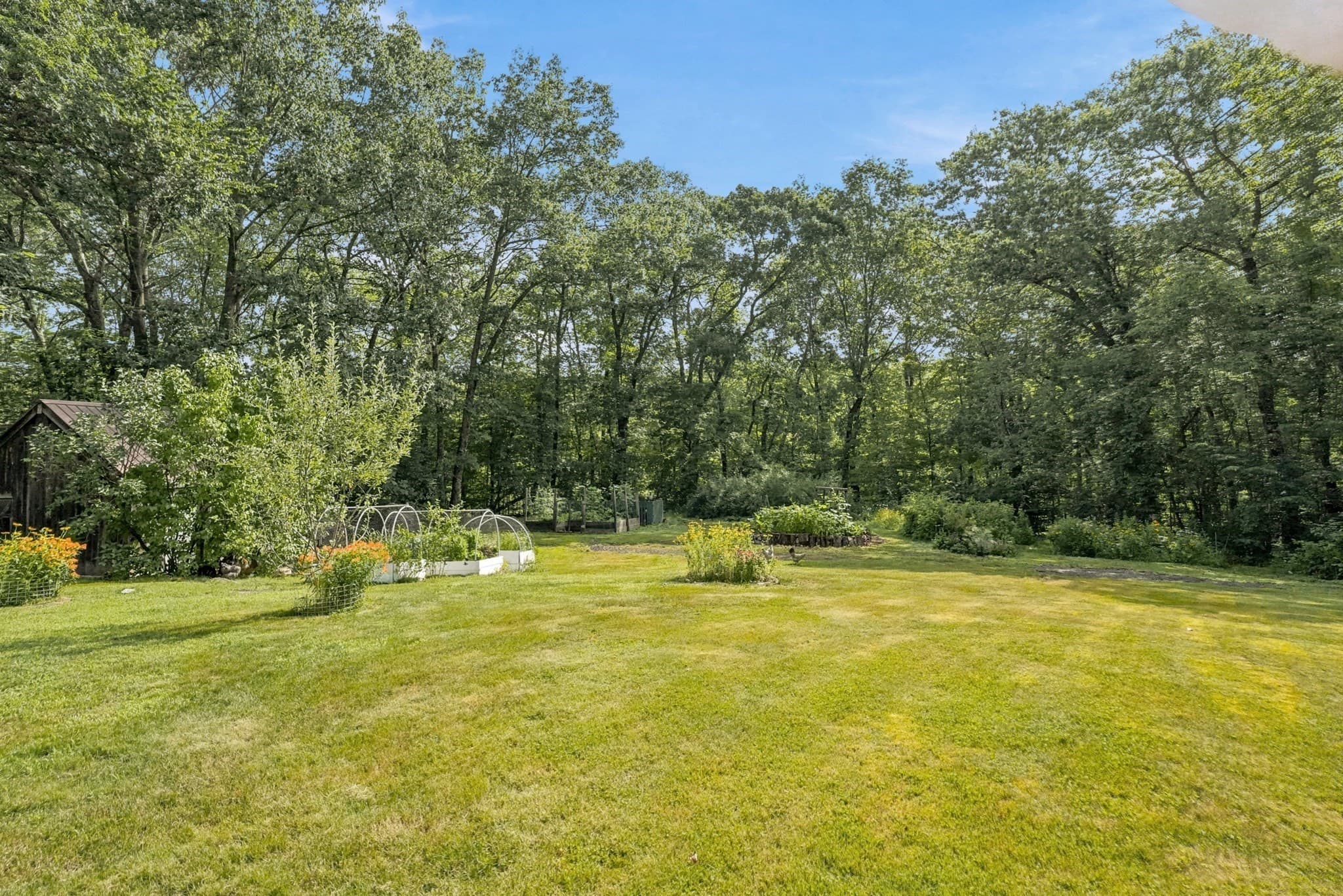 Single Family Residence at 17 Spring Hill Rd, Newbury MA 01922, Newbury, photo 4 of 42