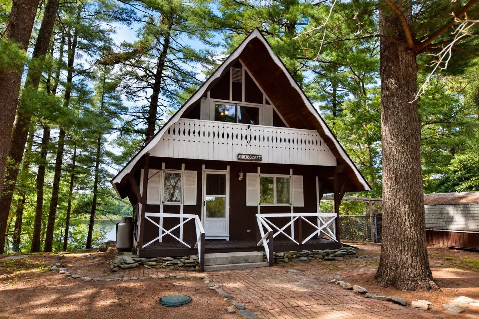 Single Family Residence at 9 Lakeview Ter., Middleboro MA 02346, Middleboro, photo 2 of 42