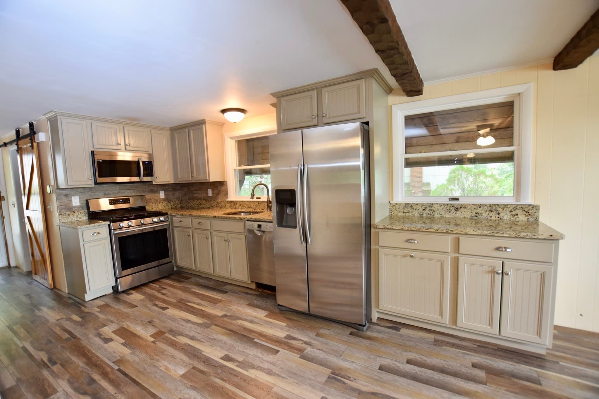 Single Family Residence at 9 Lakeview Ter., Middleboro MA 02346, Middleboro, photo 11 of 42
