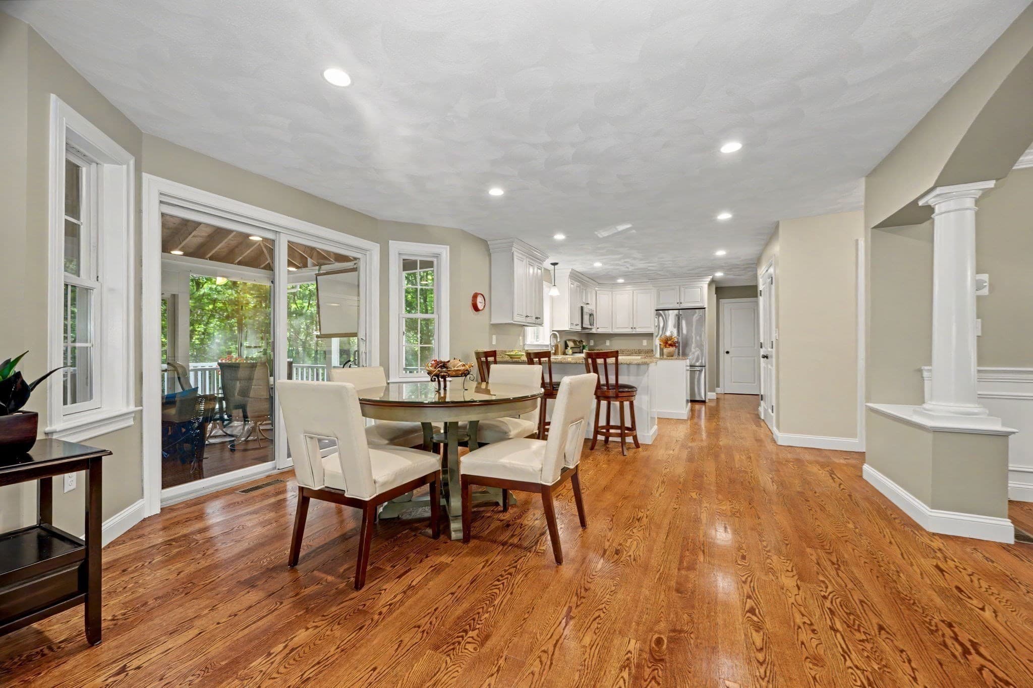 Single Family Residence at 44 Ashwood Ave, Wilmington MA 01887, Wilmington, photo 6 of 41
