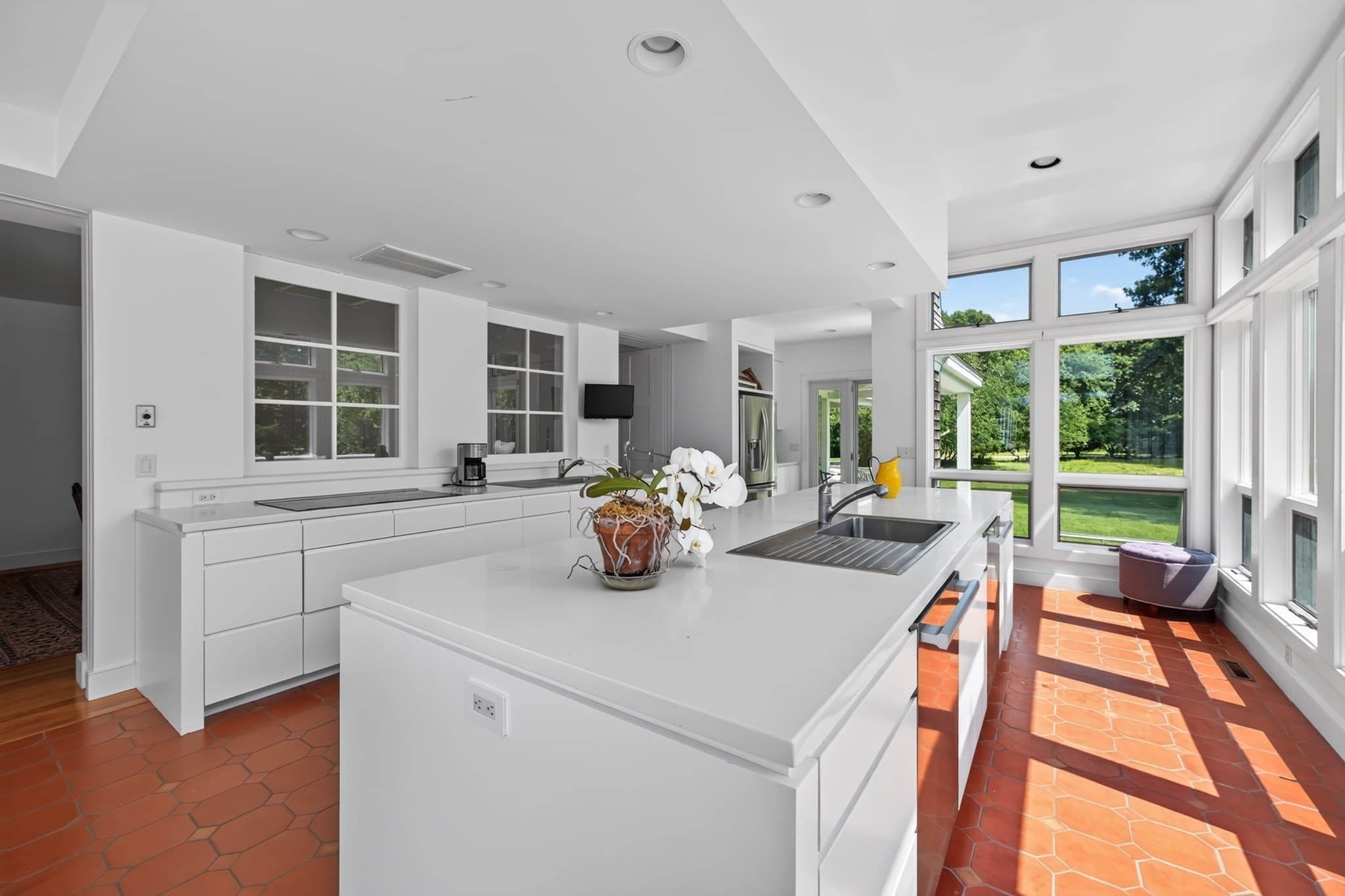 Single Family Residence at 1069 Horseneck Rd, Westport MA 02790, photo 10 of 34