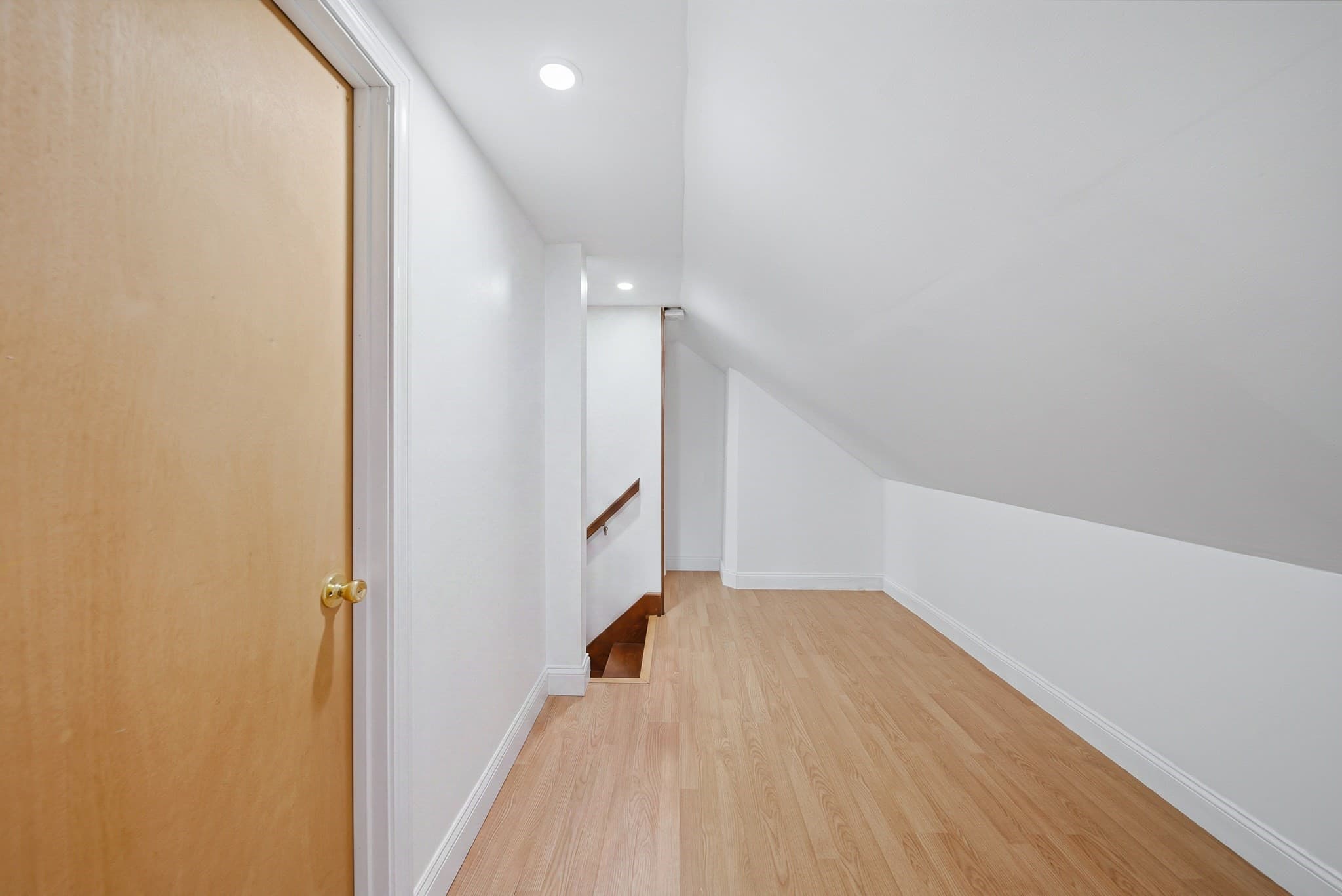 Single Family Residence at 283 Longhill Ave, Somerset MA 02726, Somerset, photo 23 of 36