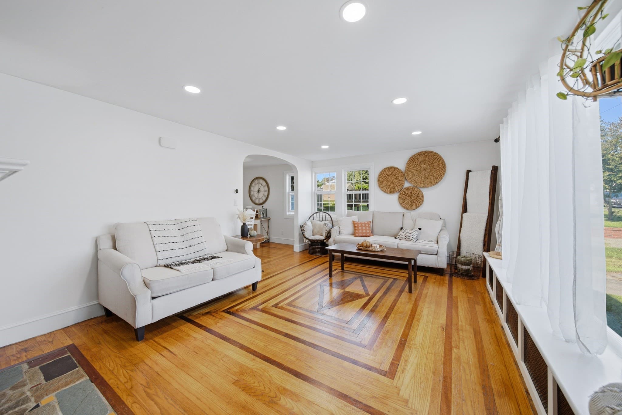 Single Family Residence at 283 Longhill Ave, Somerset MA 02726, Somerset, photo 6 of 36