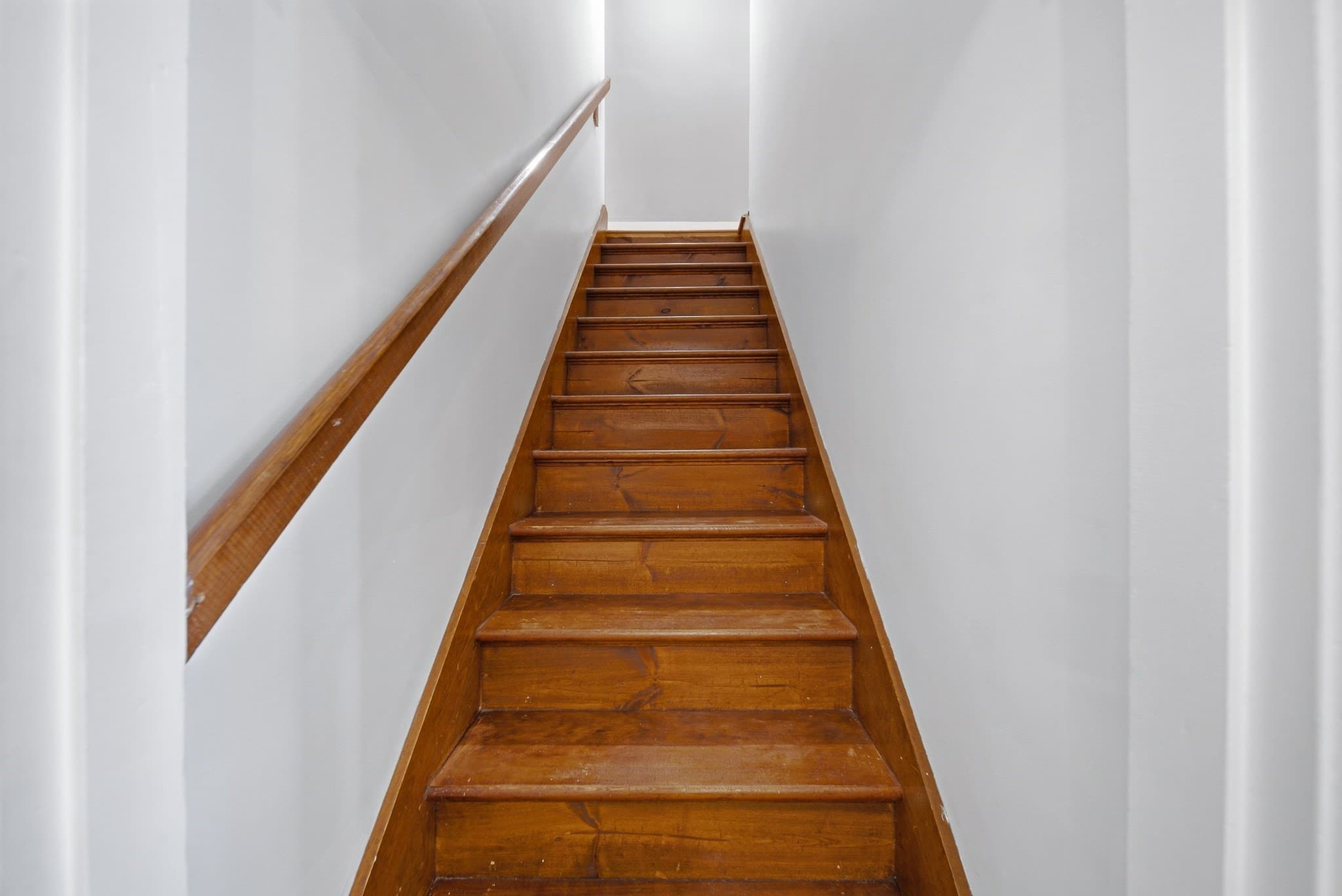 Single Family Residence at 283 Longhill Ave, Somerset MA 02726, Somerset, photo 22 of 36
