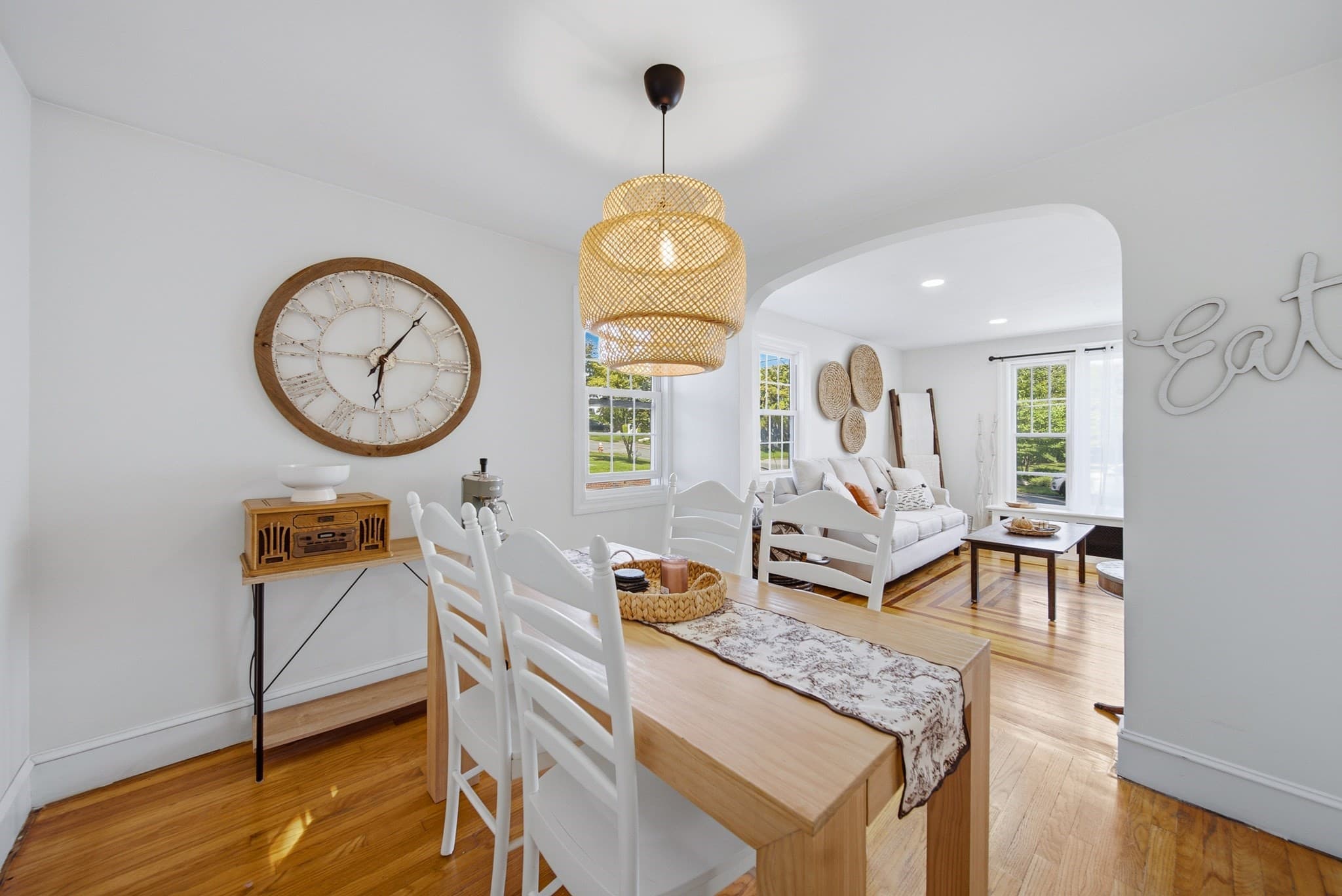 Single Family Residence at 283 Longhill Ave, Somerset MA 02726, Somerset, photo 9 of 36