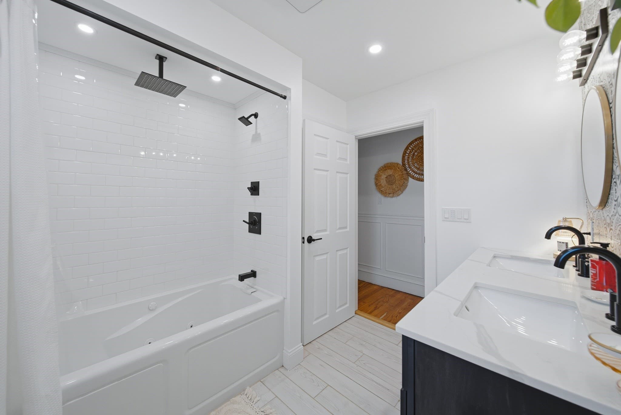 Single Family Residence at 283 Longhill Ave, Somerset MA 02726, Somerset, photo 18 of 36