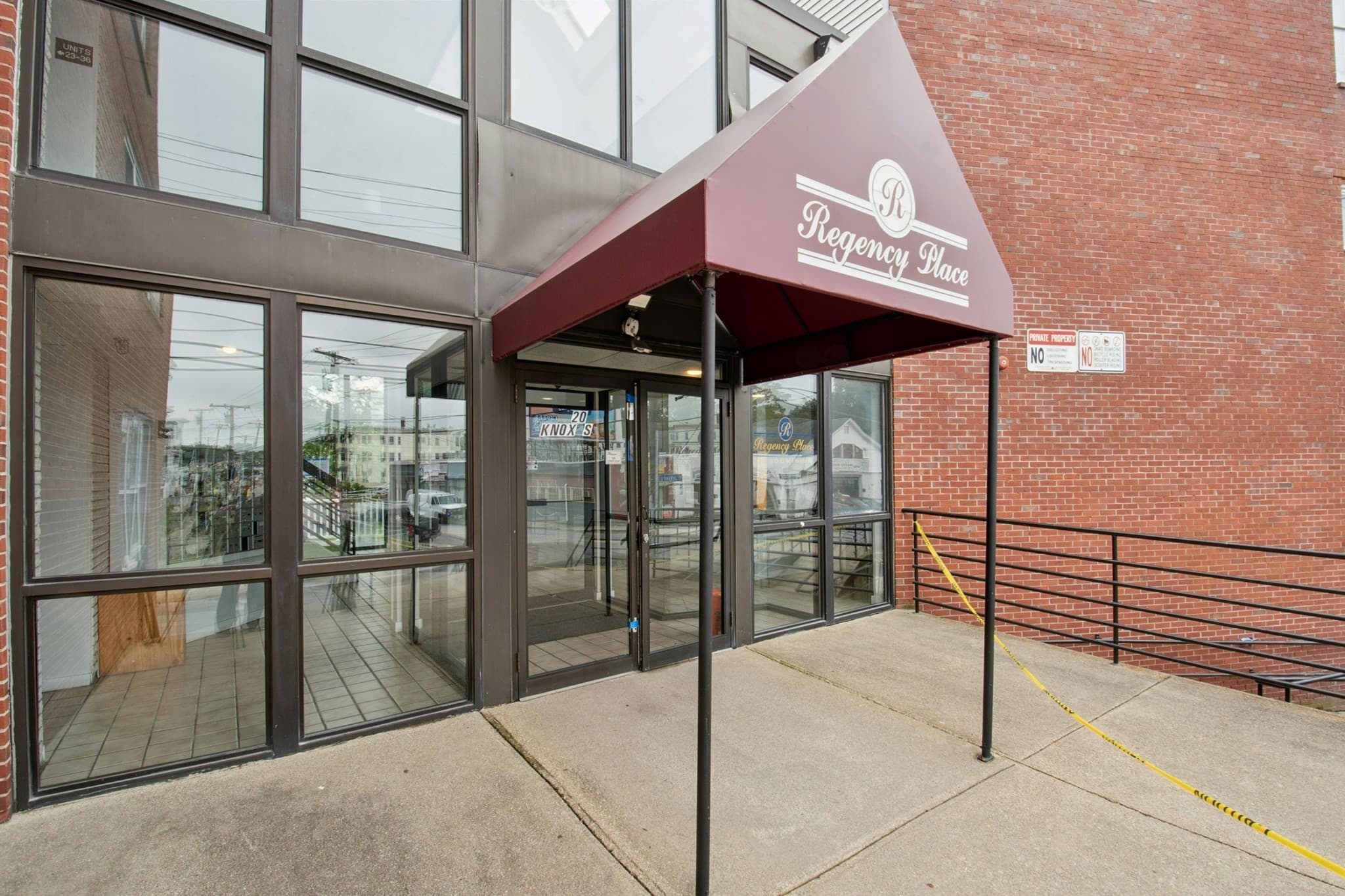 Condominium at 20 Knox # 21, Lawrence MA 01603, Lawrence, photo 2 of 30