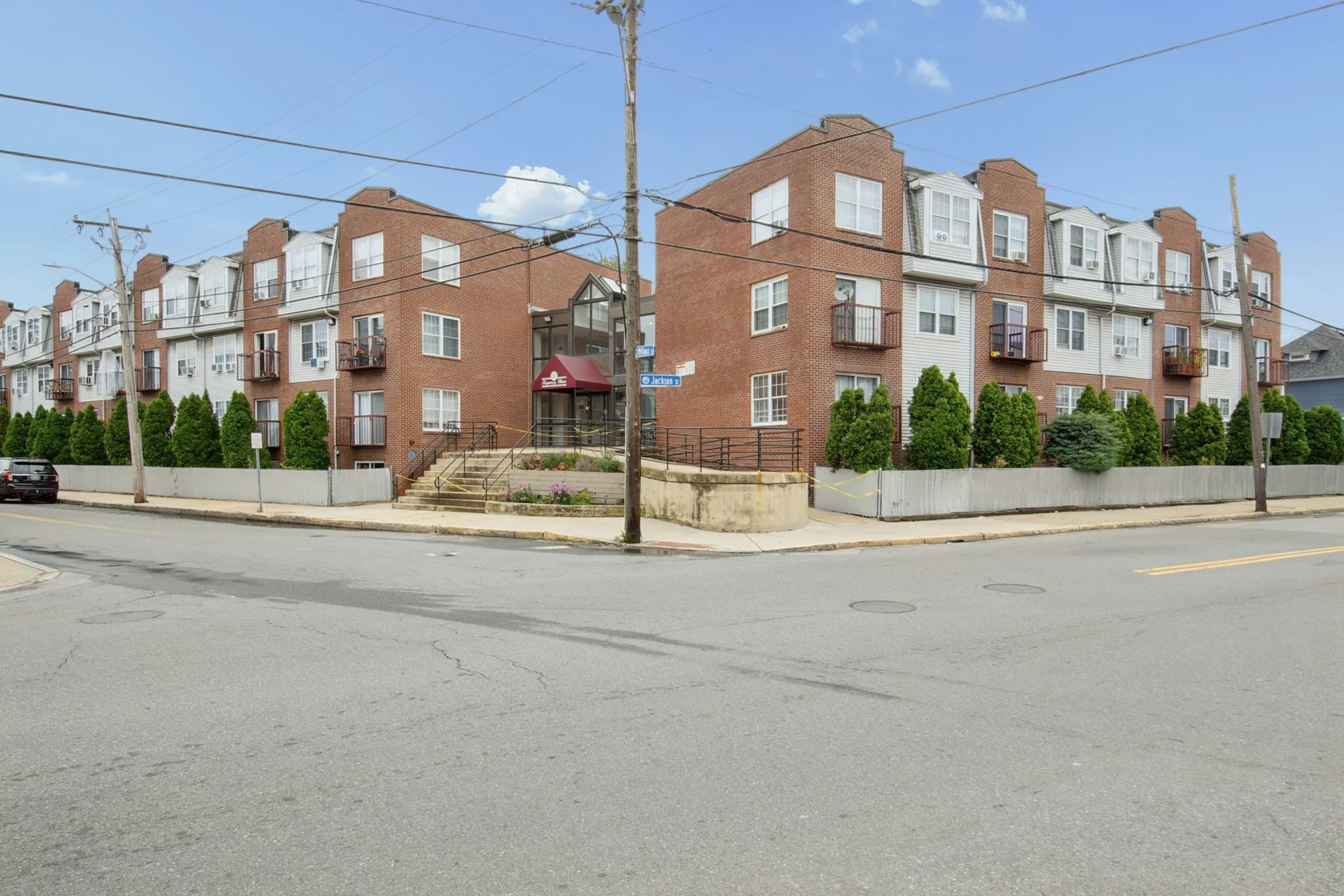 Condominium at 20 Knox # 21, Lawrence MA 01603, Lawrence, photo 28 of 30