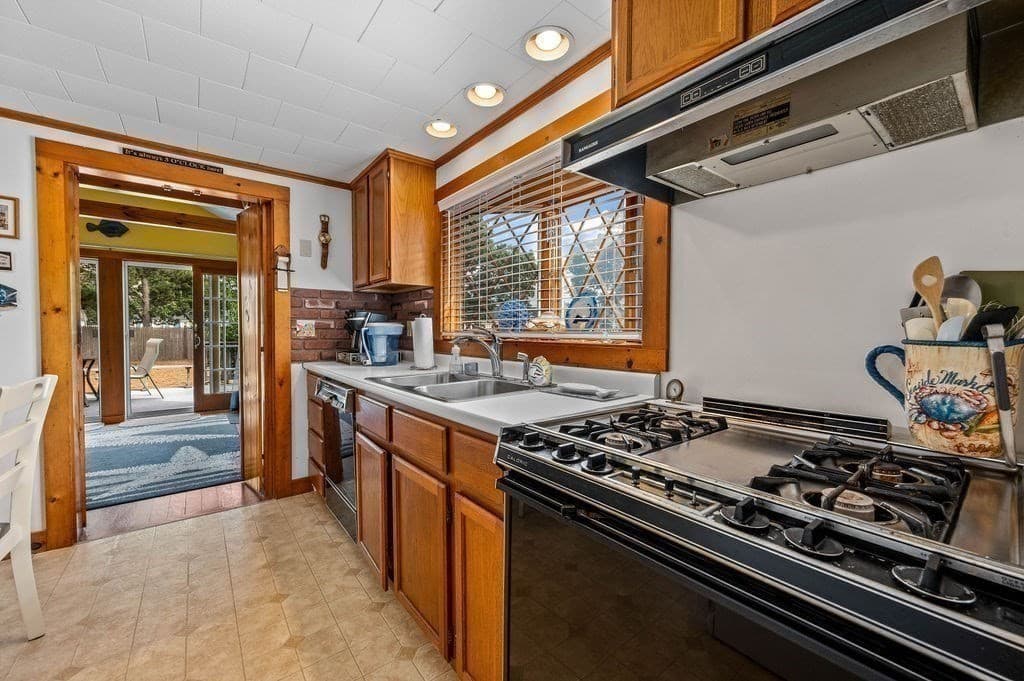 Single Family Residence at 16 Lawrence Rd, Dennis MA 02639, Dennis, photo 12 of 37