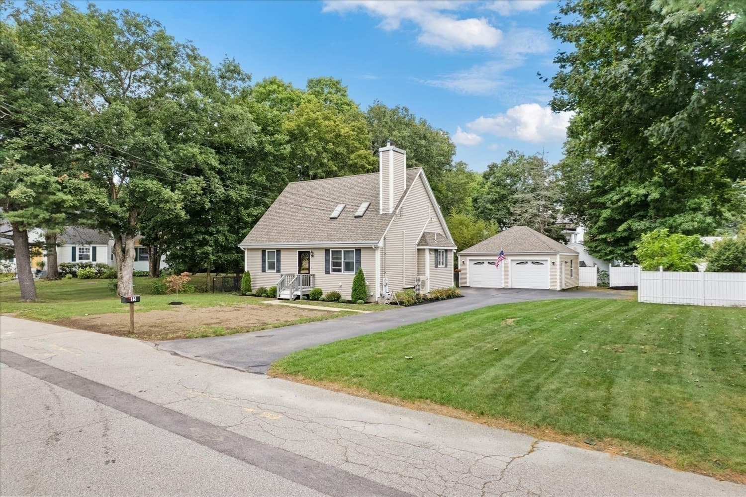 Single Family Residence at 15 Crossman Ave, Attleboro MA 02703, Attleboro, photo 3 of 40