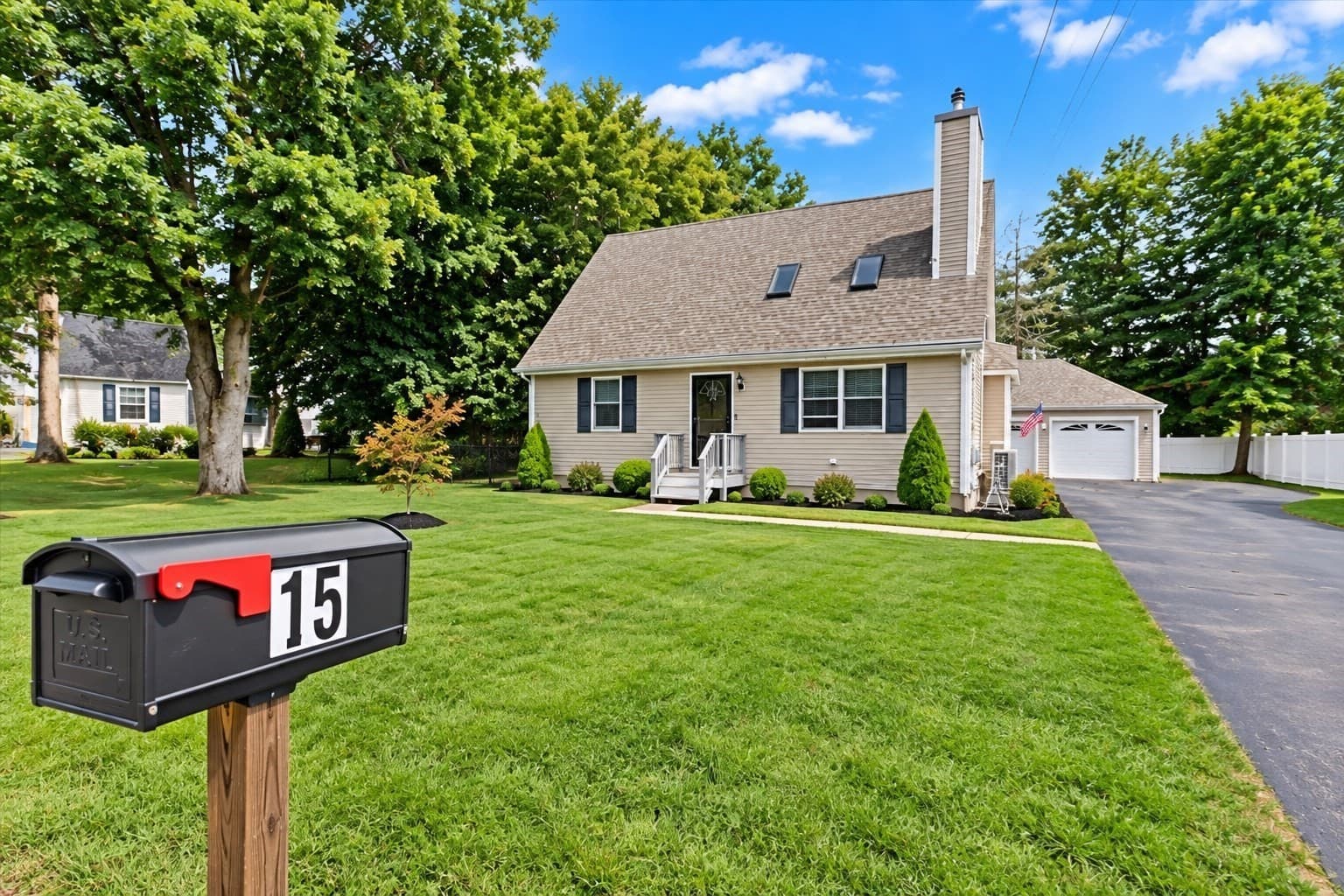 15 Crossman Ave, Attleboro MA 02703