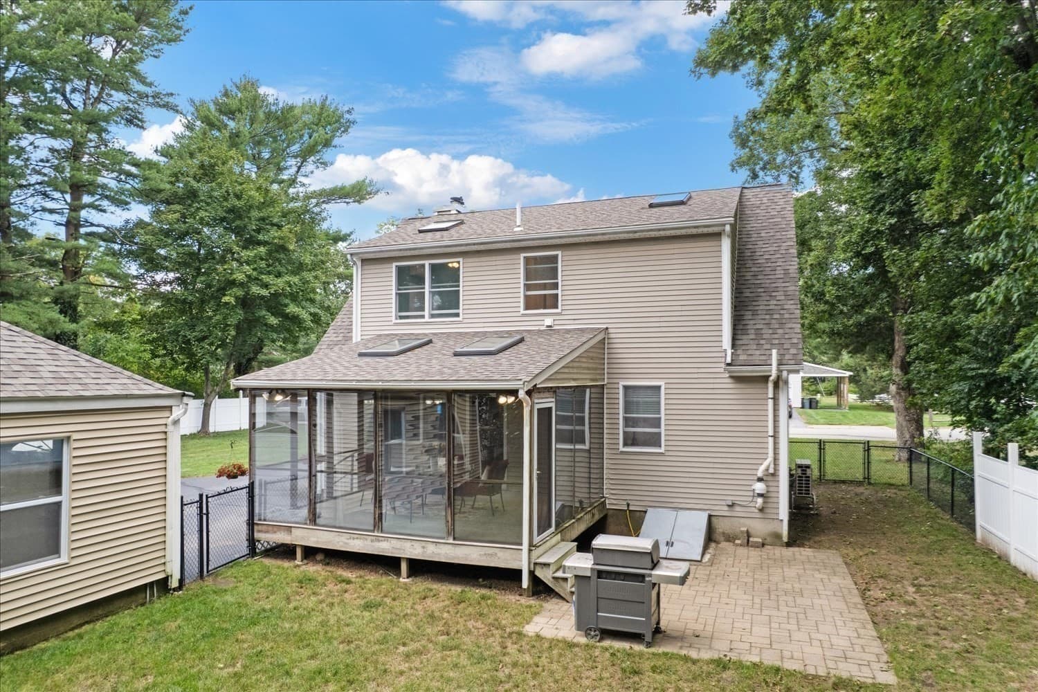 Single Family Residence at 15 Crossman Ave, Attleboro MA 02703, Attleboro, photo 28 of 40