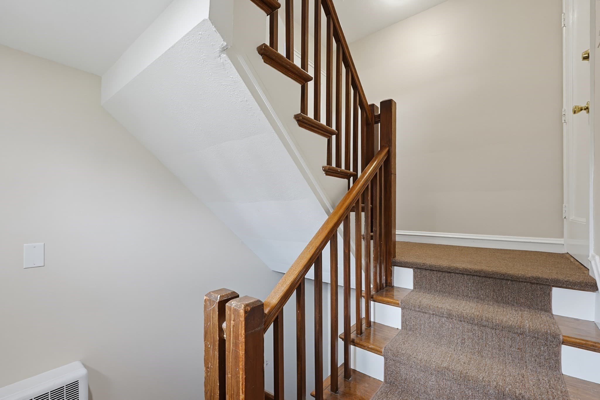 Condominium at 180 S Main St # 21, Attleboro MA 02703, Attleboro, photo 7 of 39