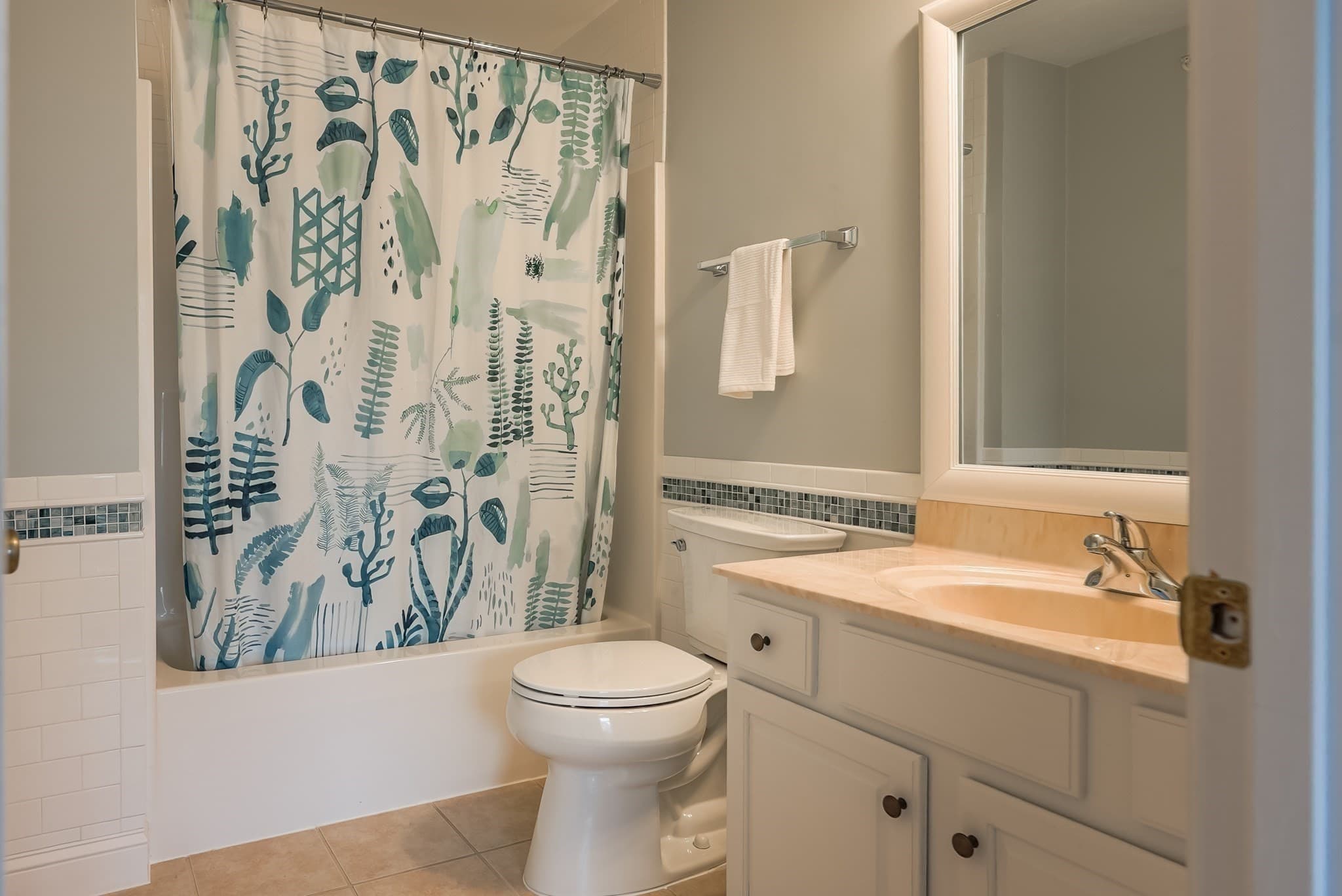 Condominium at 432 Boxwood Ln # 432, Clinton MA 01510, Clinton, photo 20 of 24