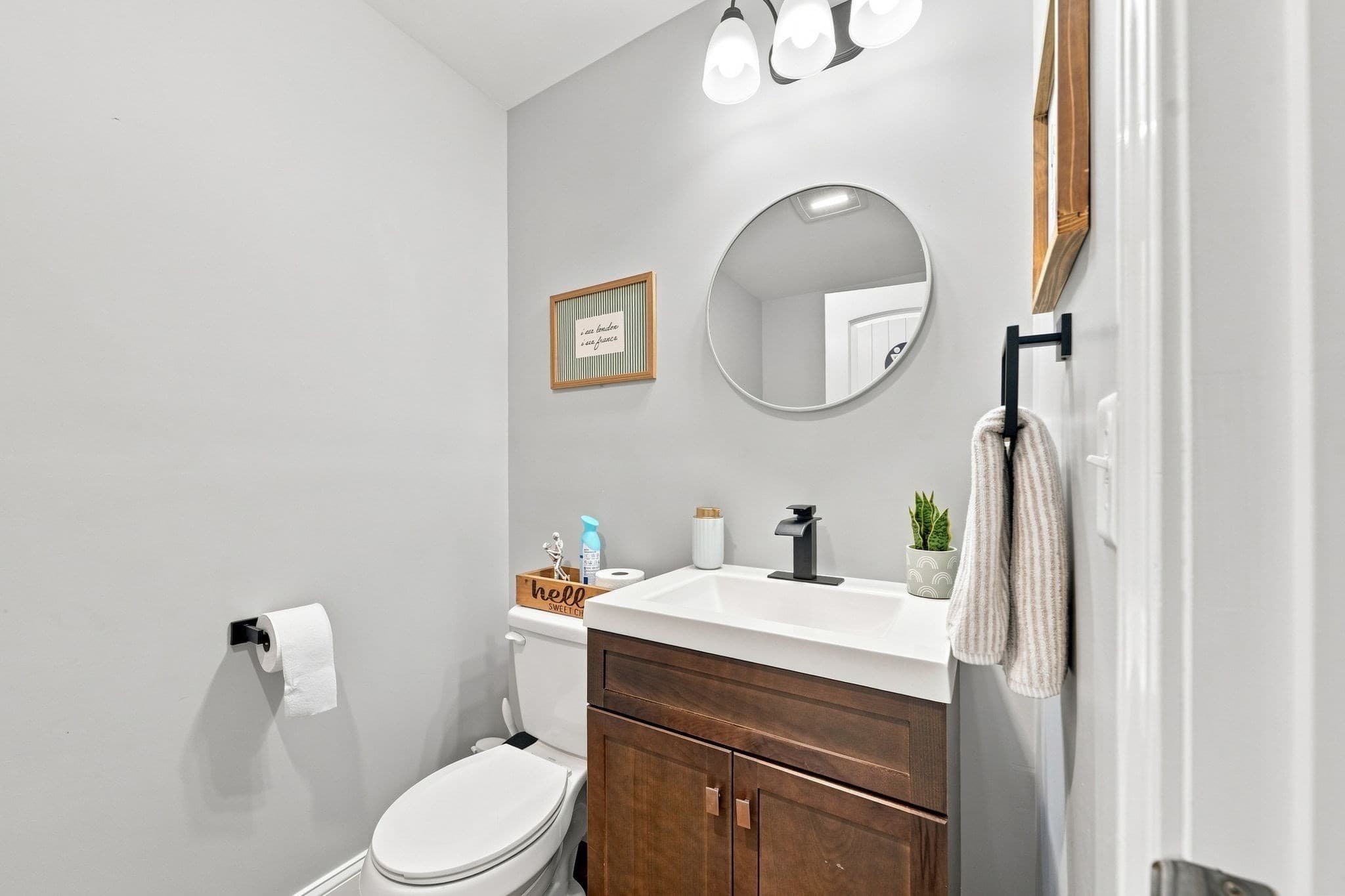 Single Family Residence at 60 Avery St, New Bedford MA 02745, New Bedford, photo 28 of 36